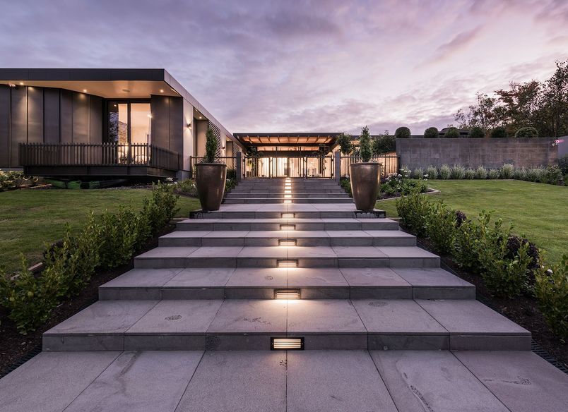 Fendalton House