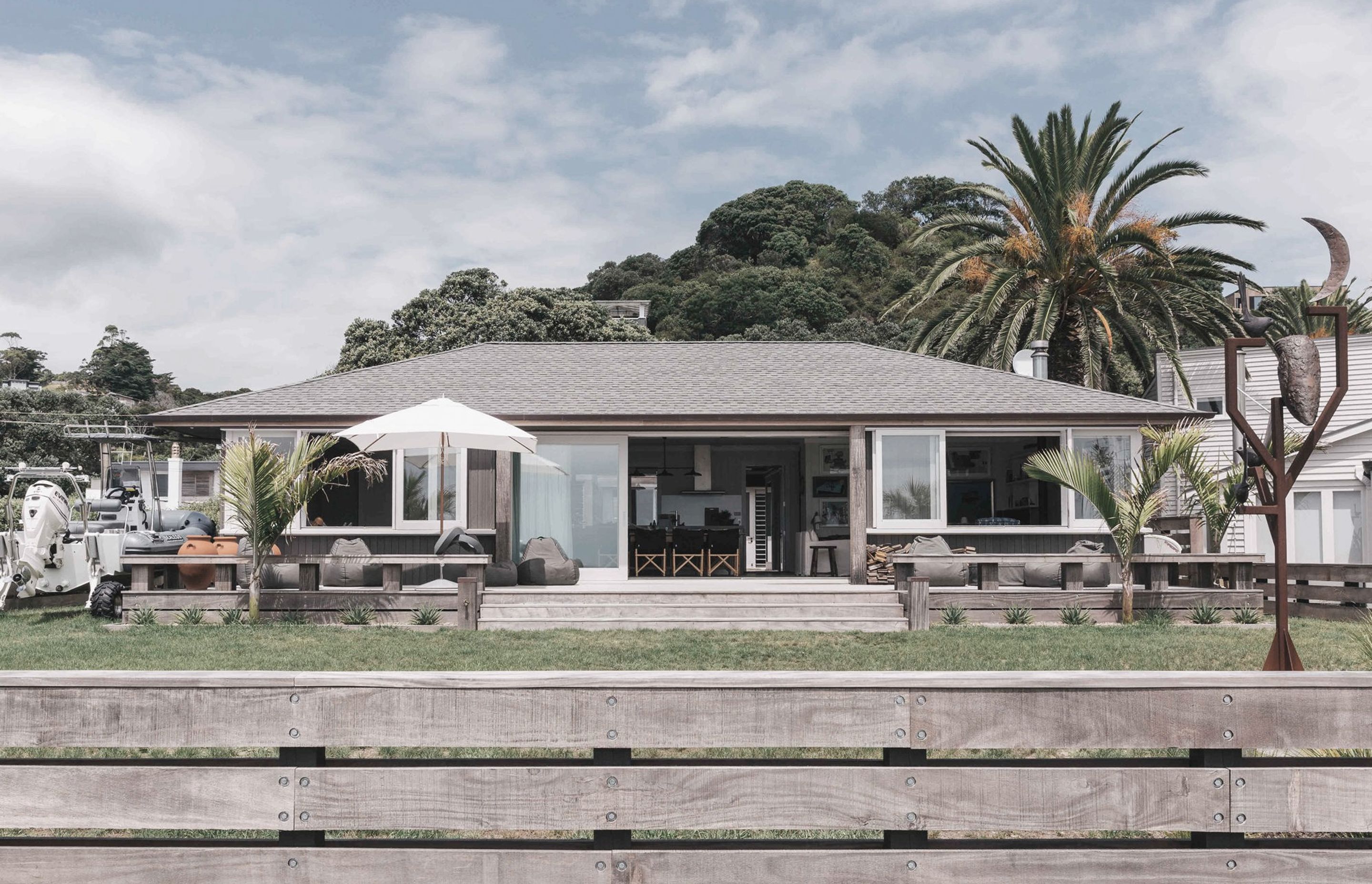 PALM BEACH BOAT HOUSE – WAIHEKE ISLAND