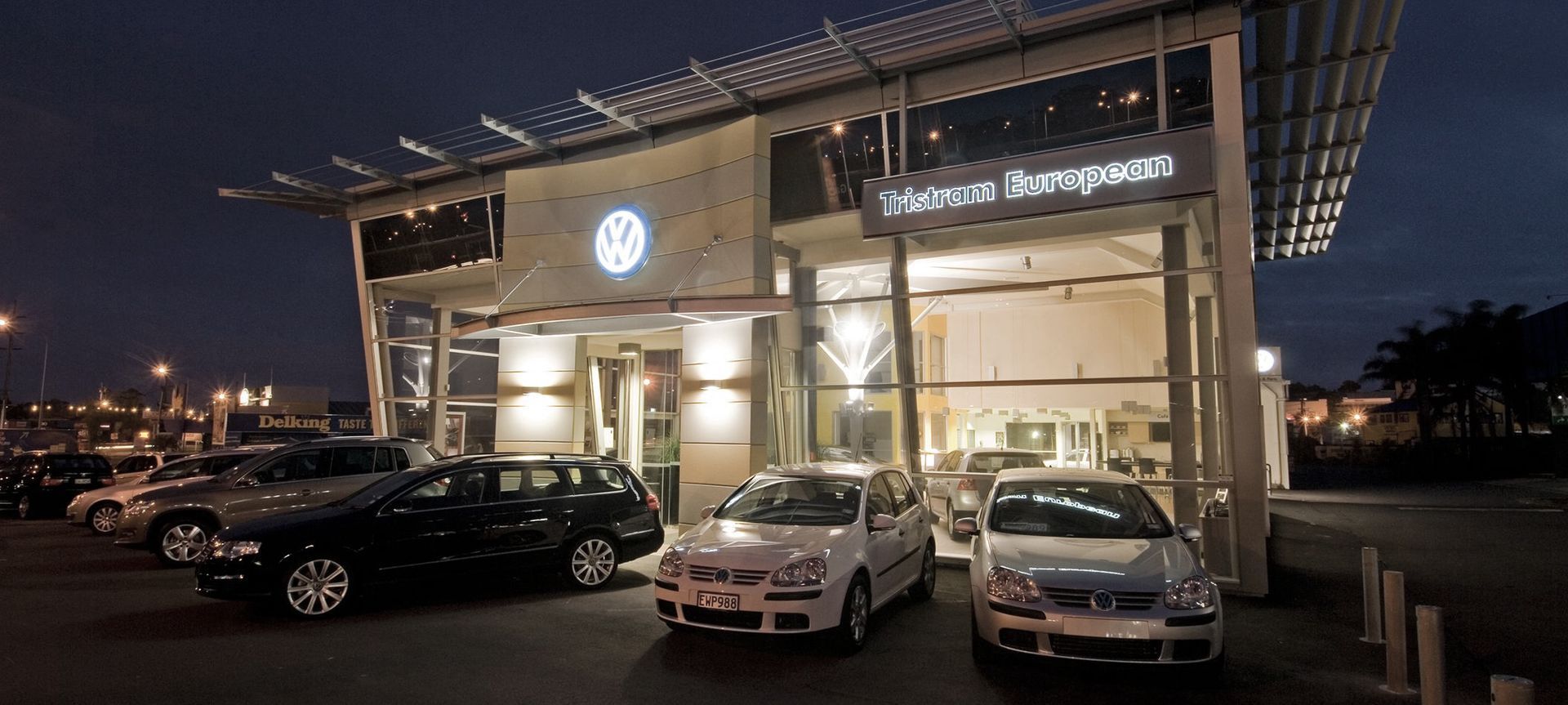 VW Showroom banner
