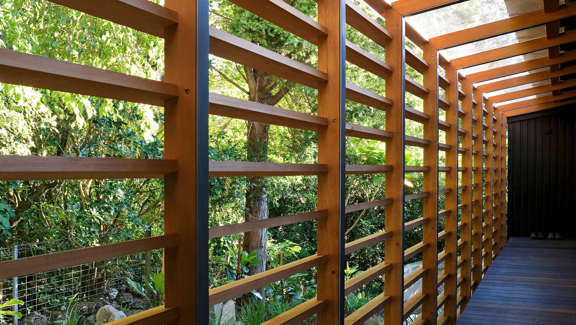 Glade House, Remuera banner