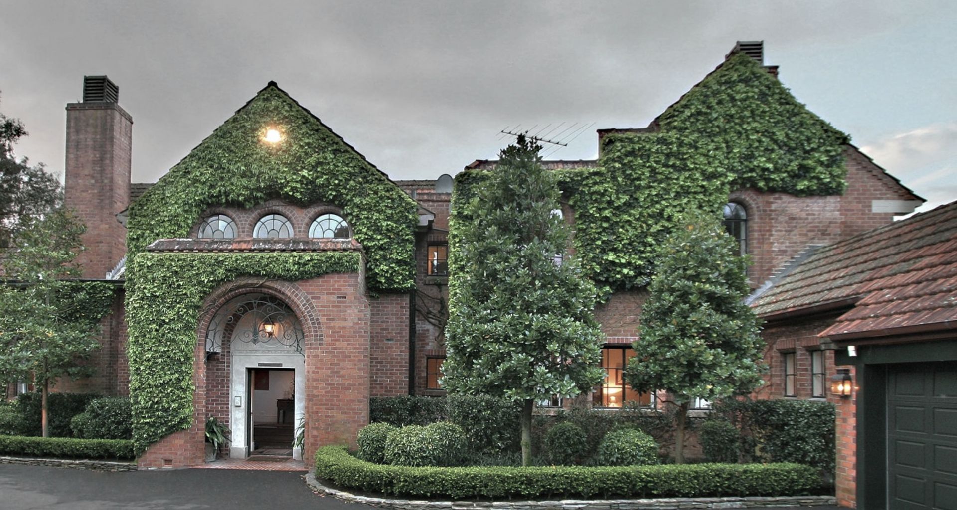 Godden Crescent House banner