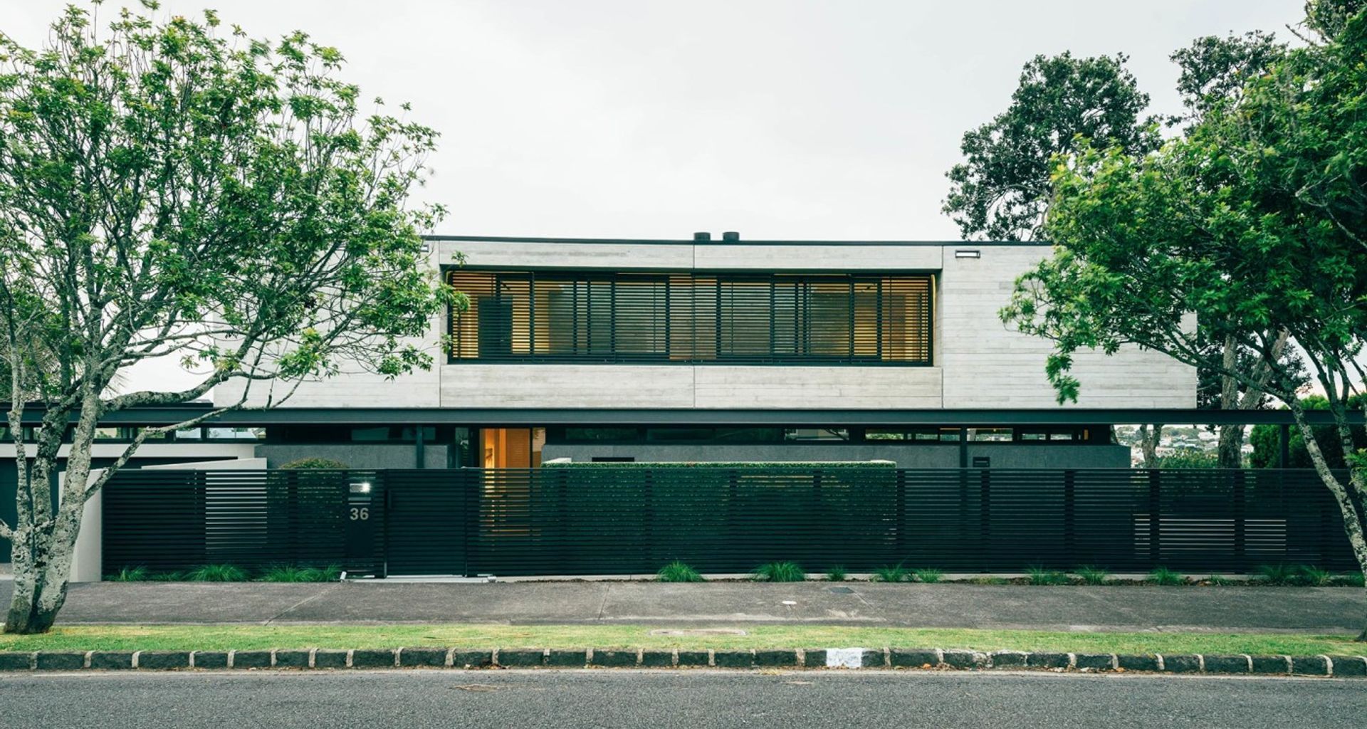 Horizontal House banner