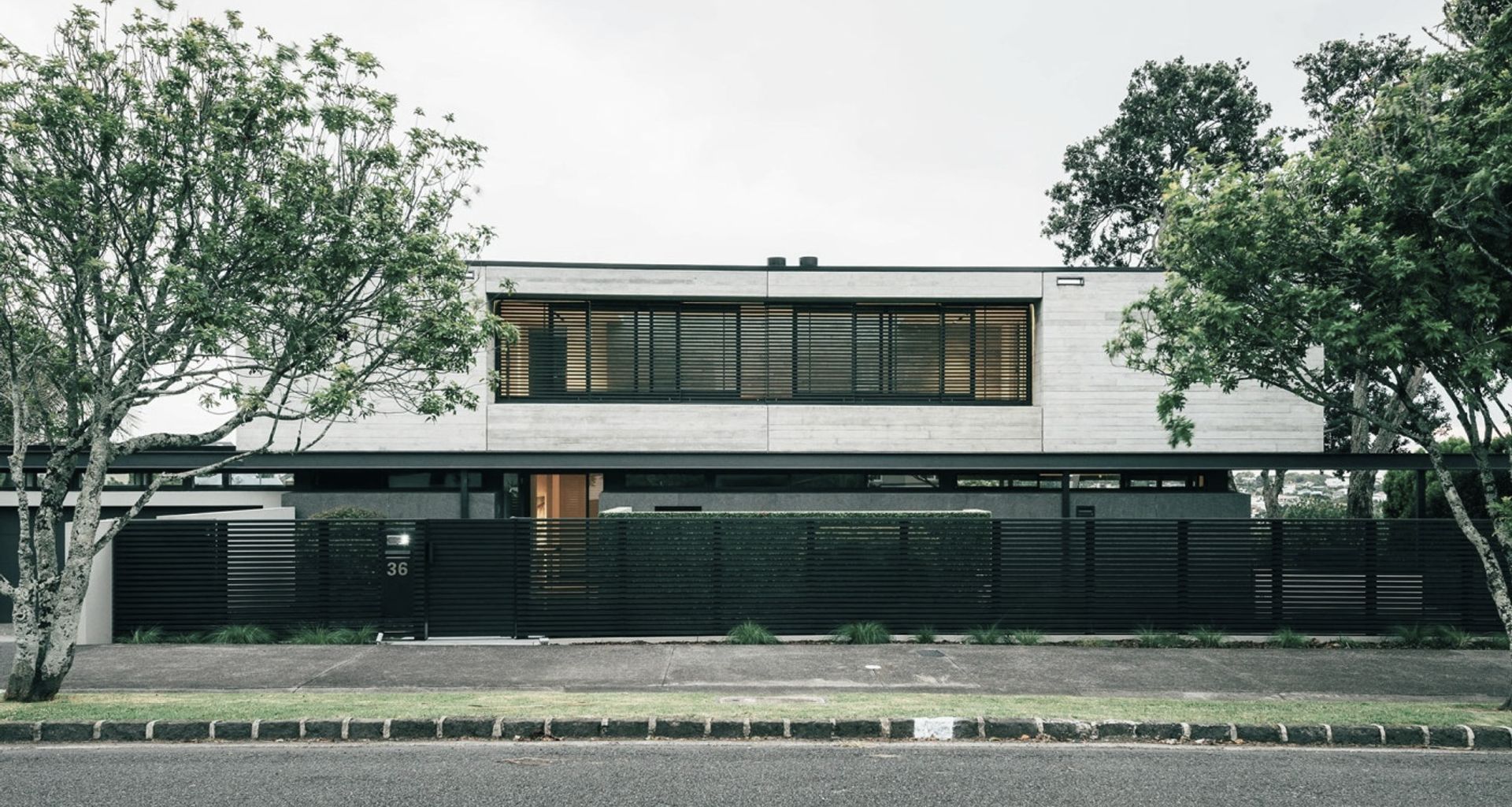 Horizontal House banner