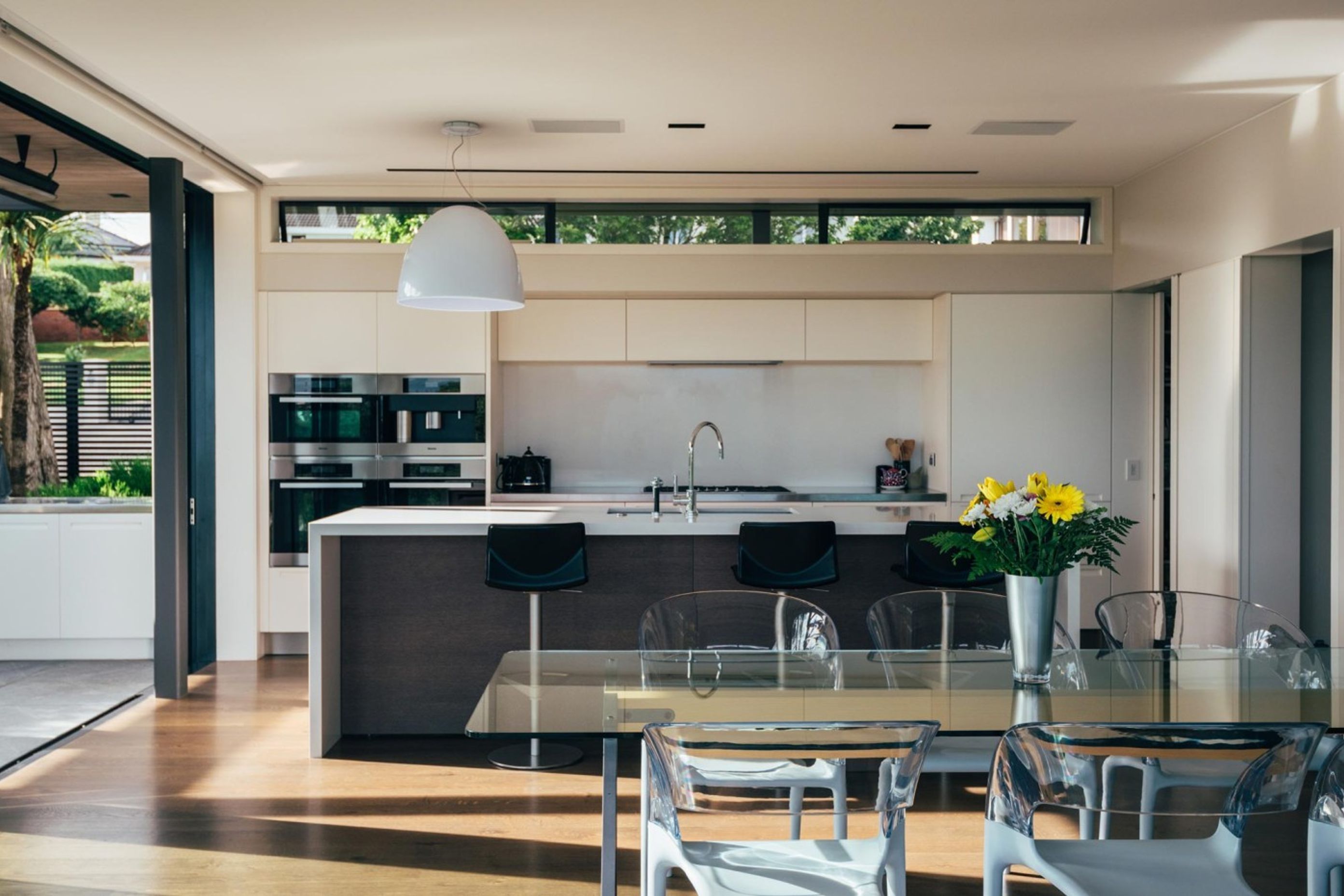 Horizontal House