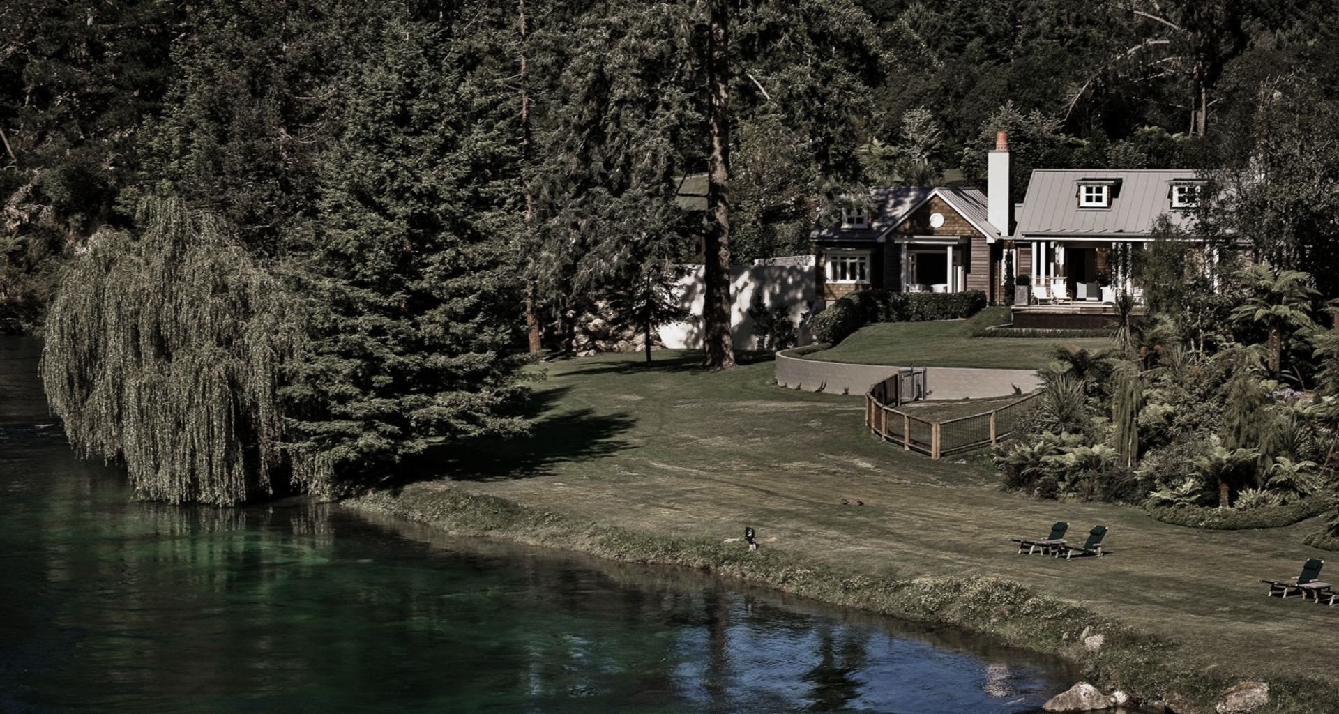 Huka Lodge, Alan Pye Cottage banner