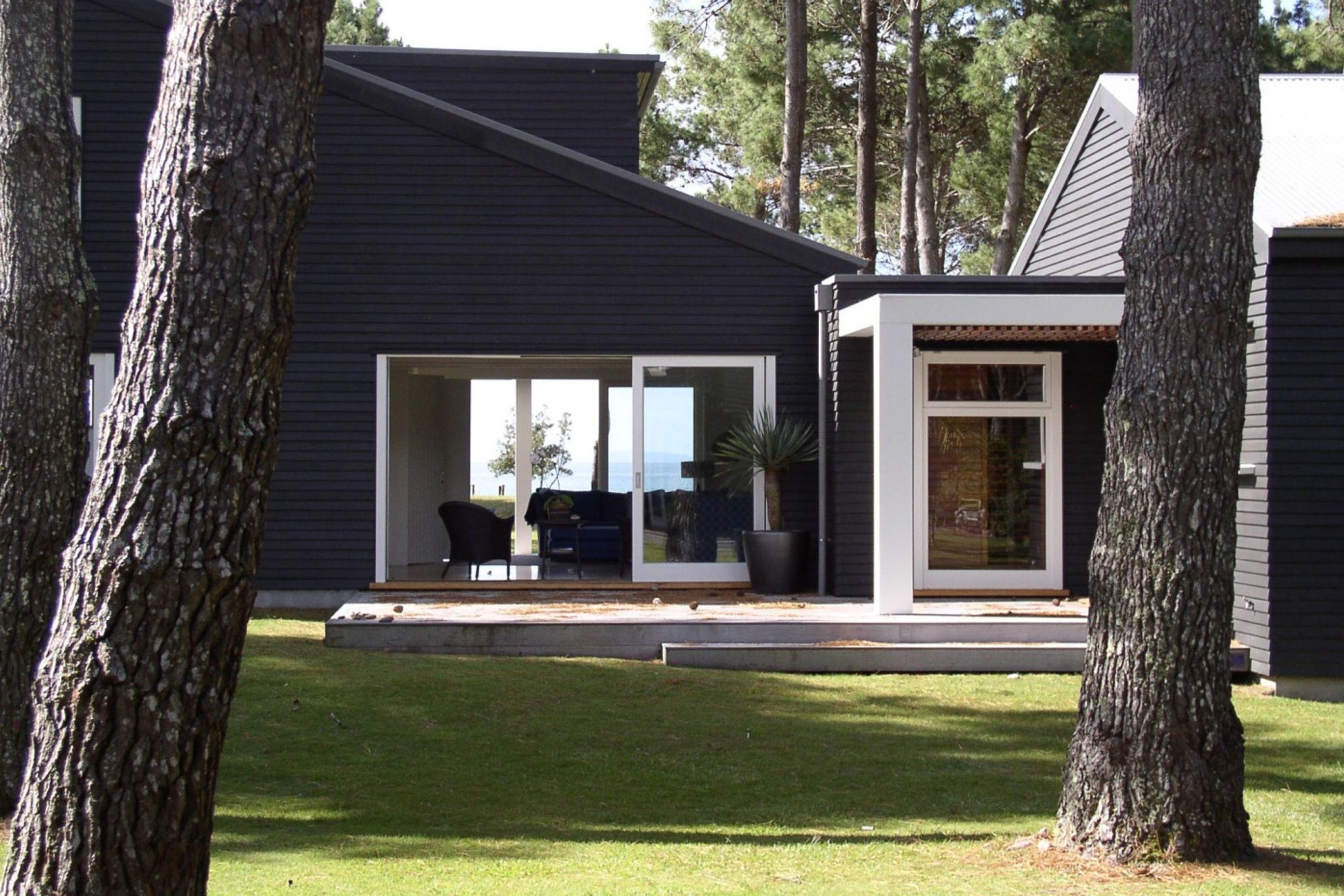 Matarangi House