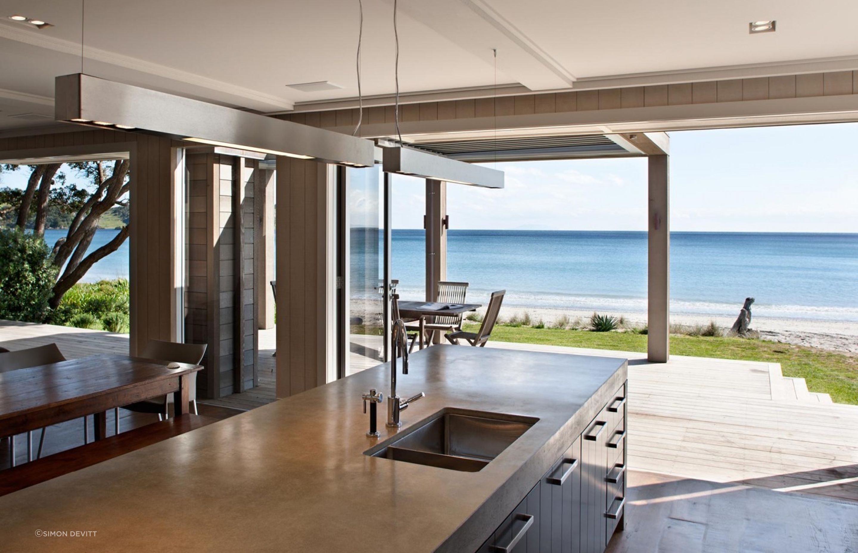 Onetangi Beach House