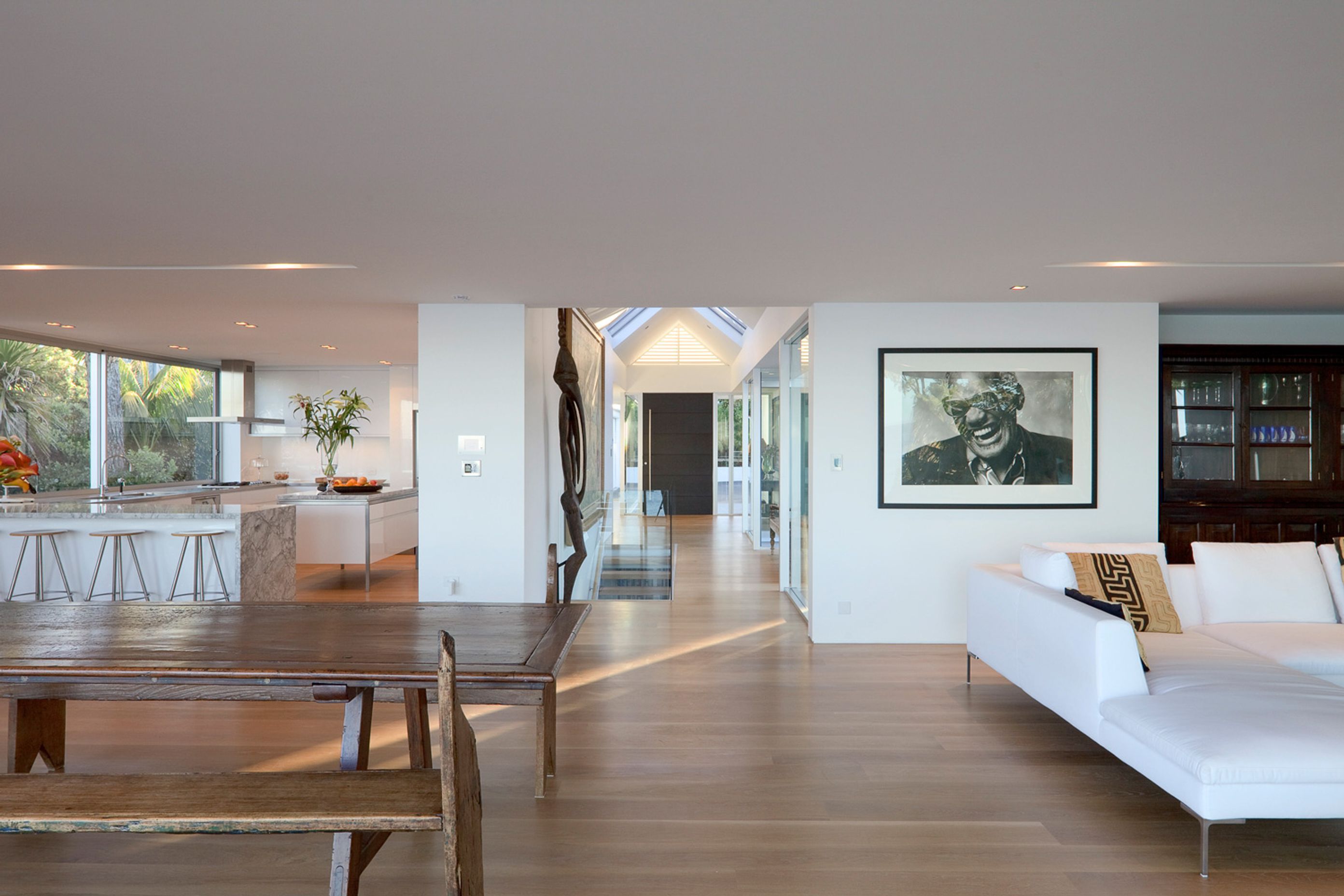 TAKAPUNA BEACH HOUSE
