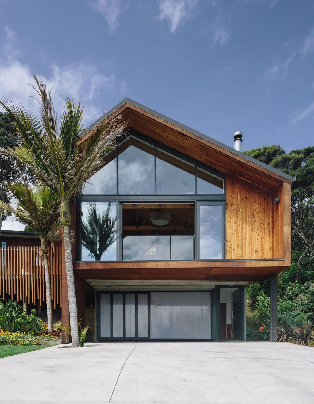 Motutara House