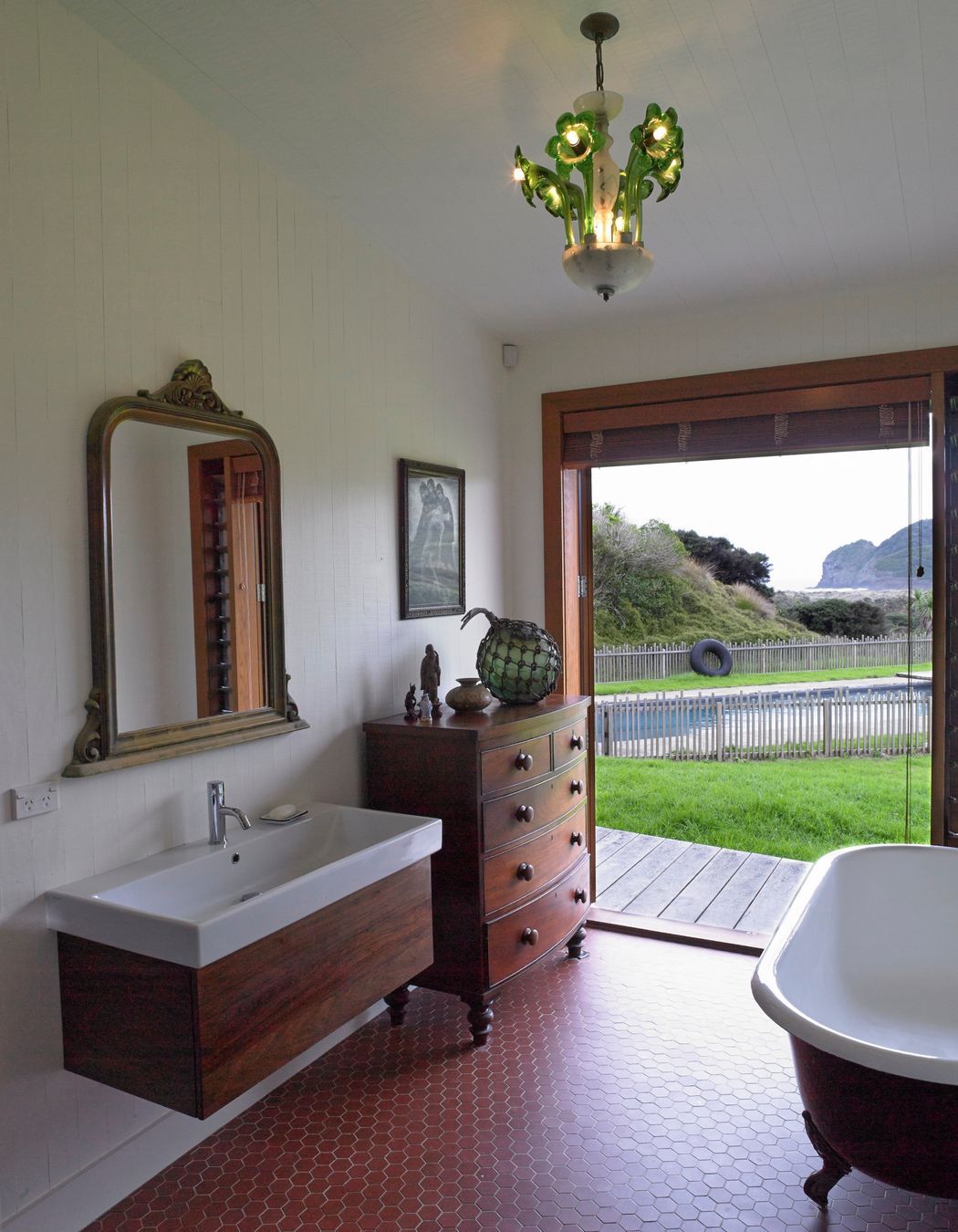 Te Henga House