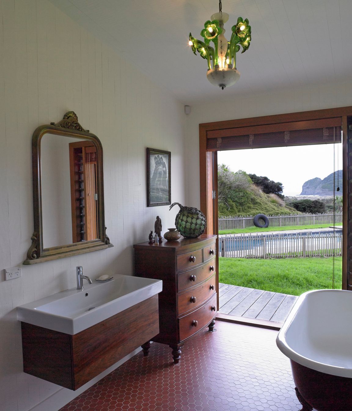 Te Henga House