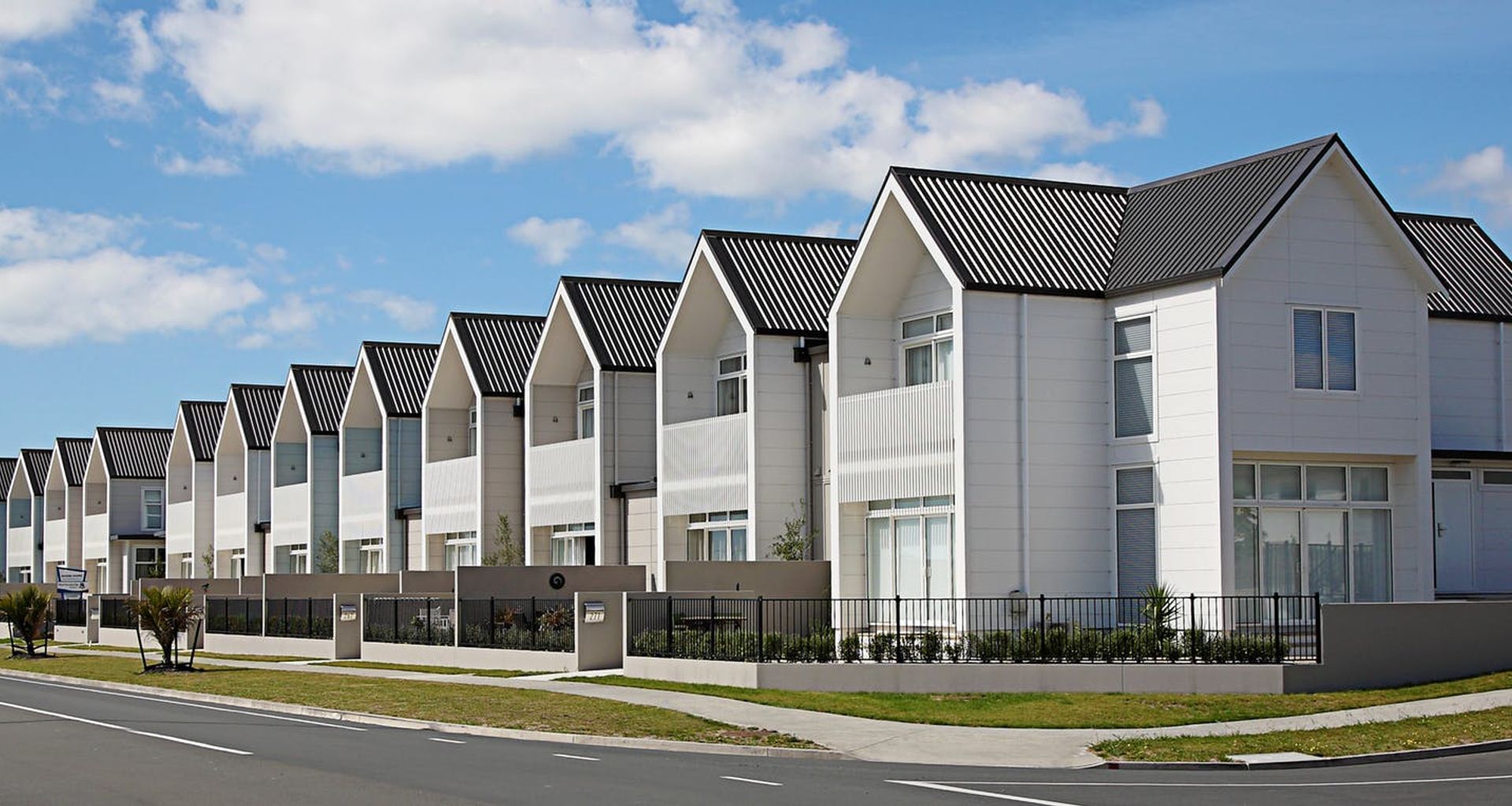 The Terraces on Parkway Seaview Millwater banner