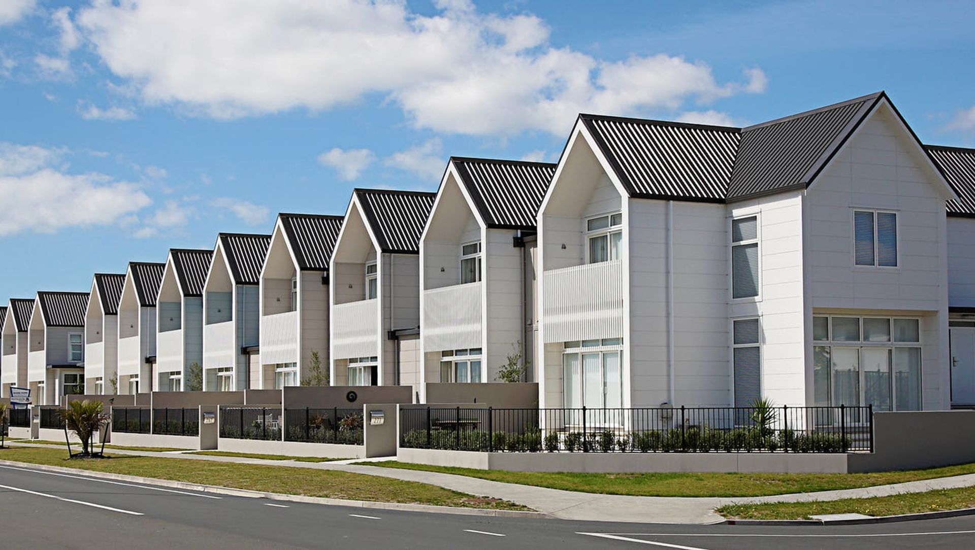 The Terraces on Parkway Seaview Millwater banner