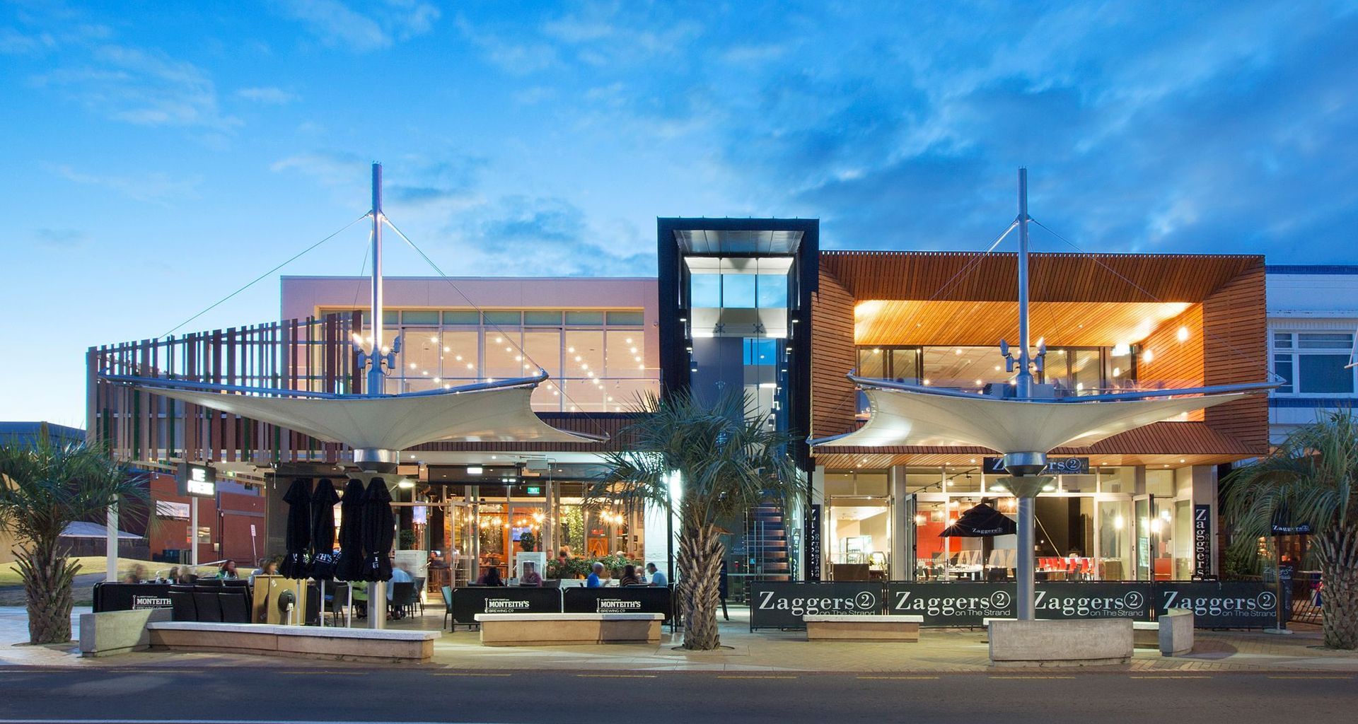 The Strand, Tauranga banner