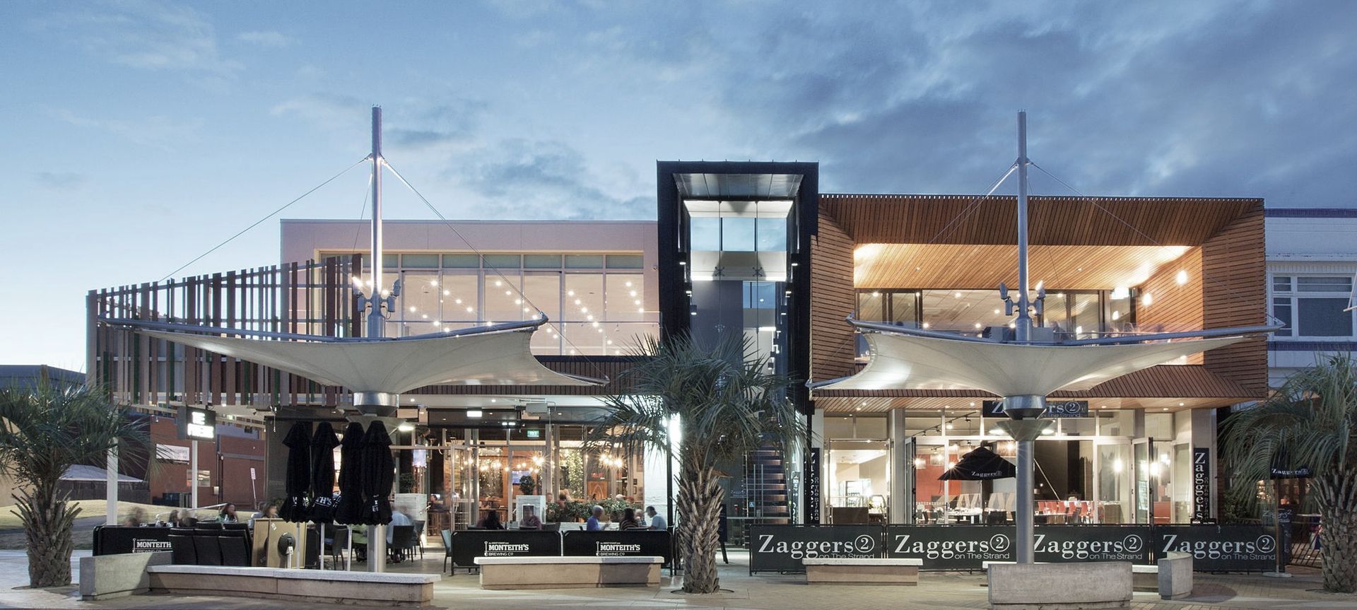 The Strand, Tauranga banner