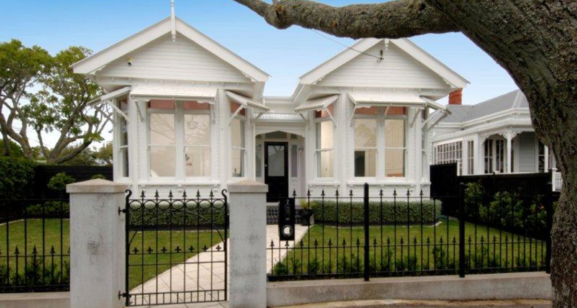 Mt Eden Reno banner