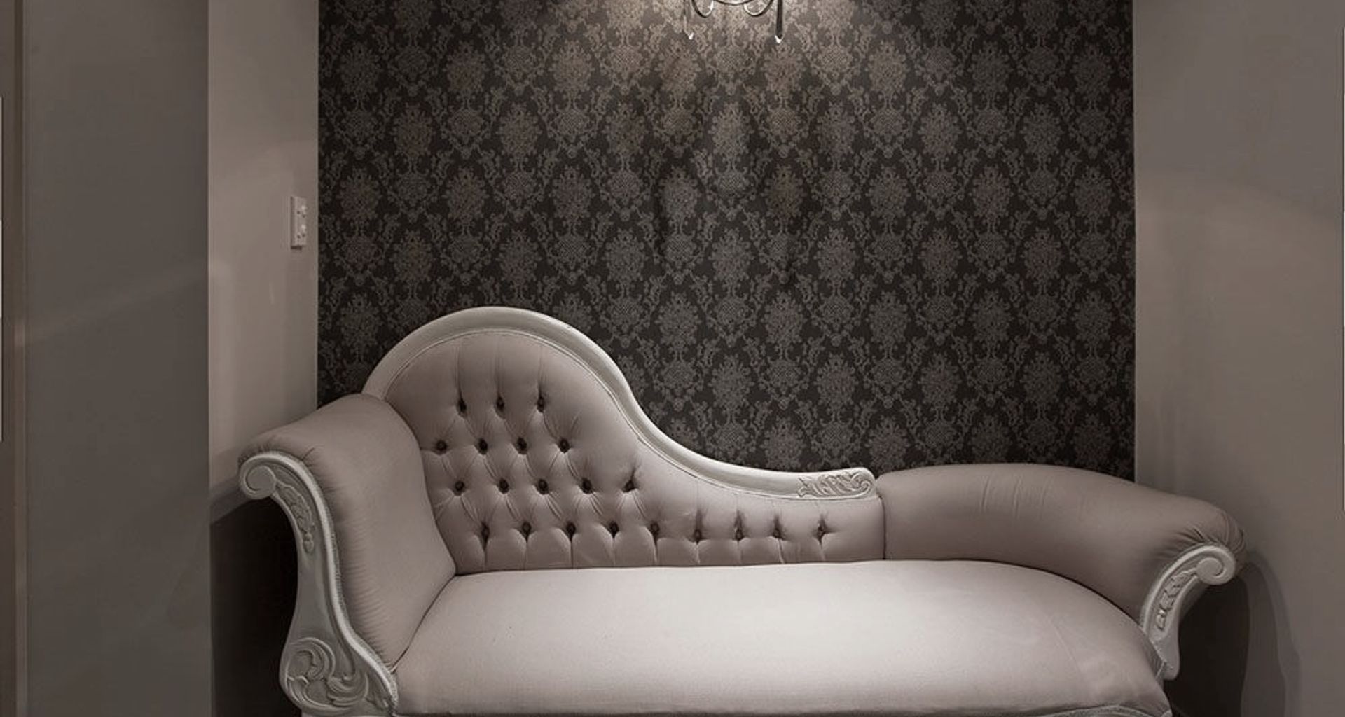 The Beauty Room banner