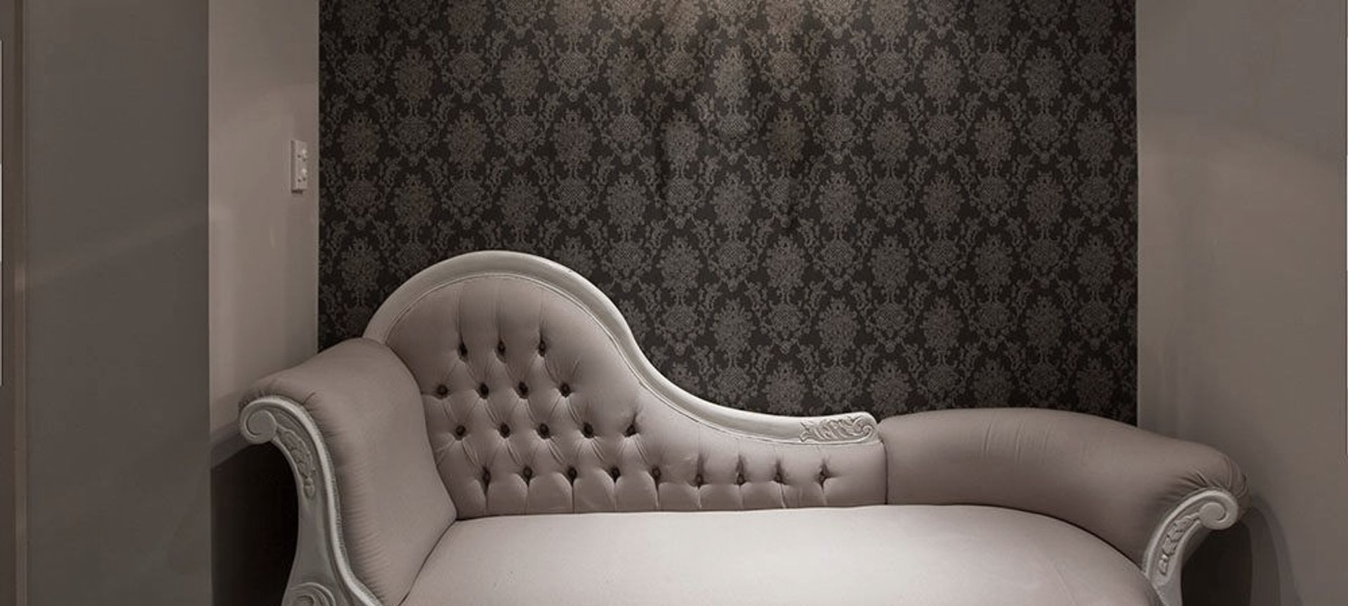 The Beauty Room banner