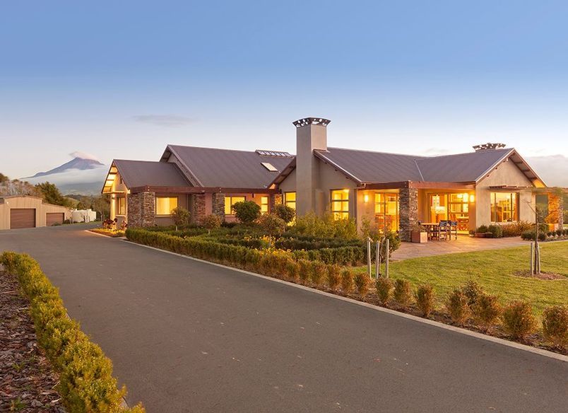 MacDonald Residence