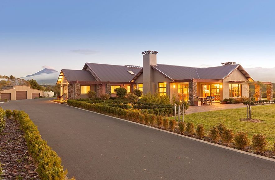 MacDonald Residence