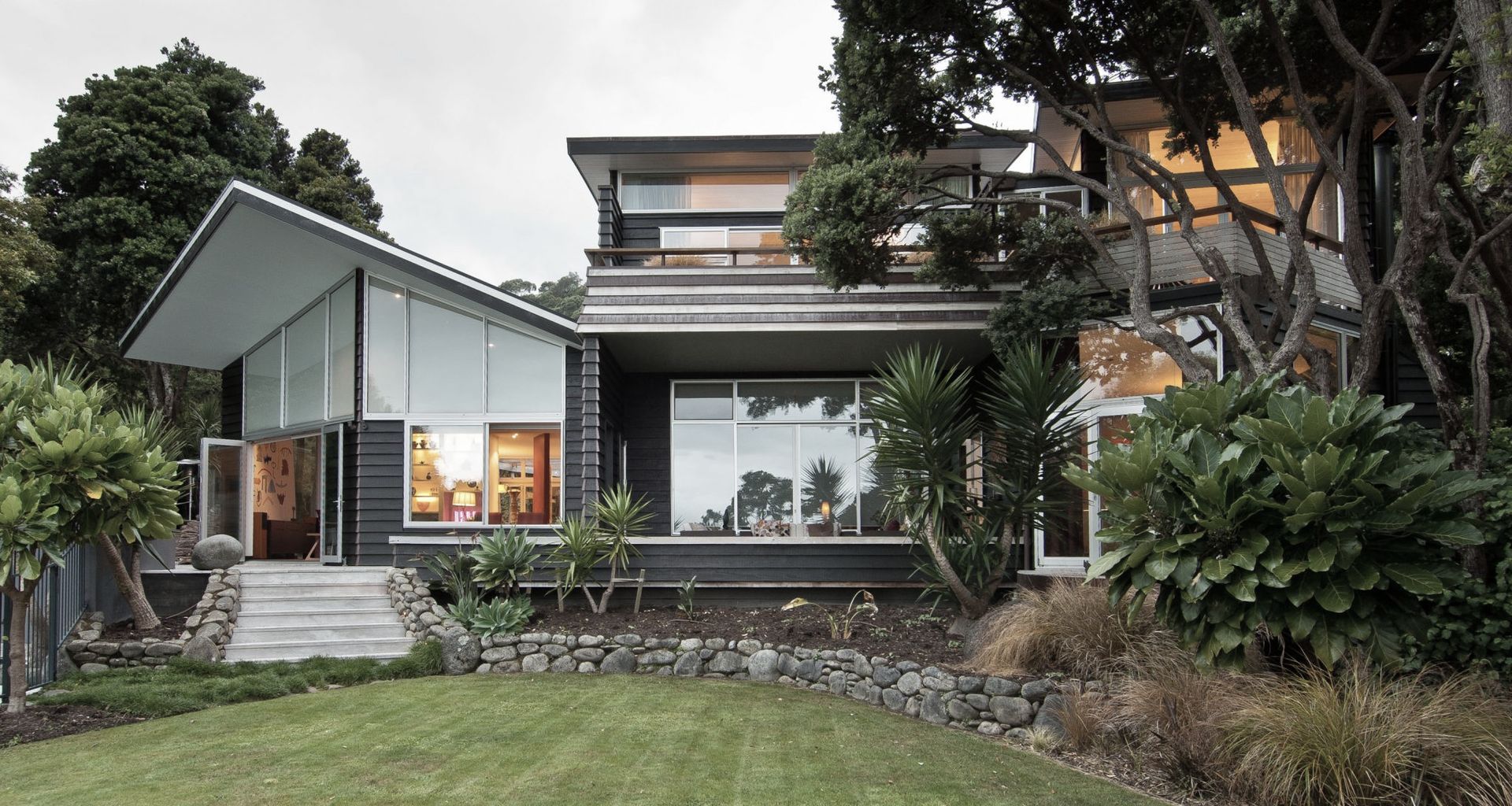 Wharangi Home banner