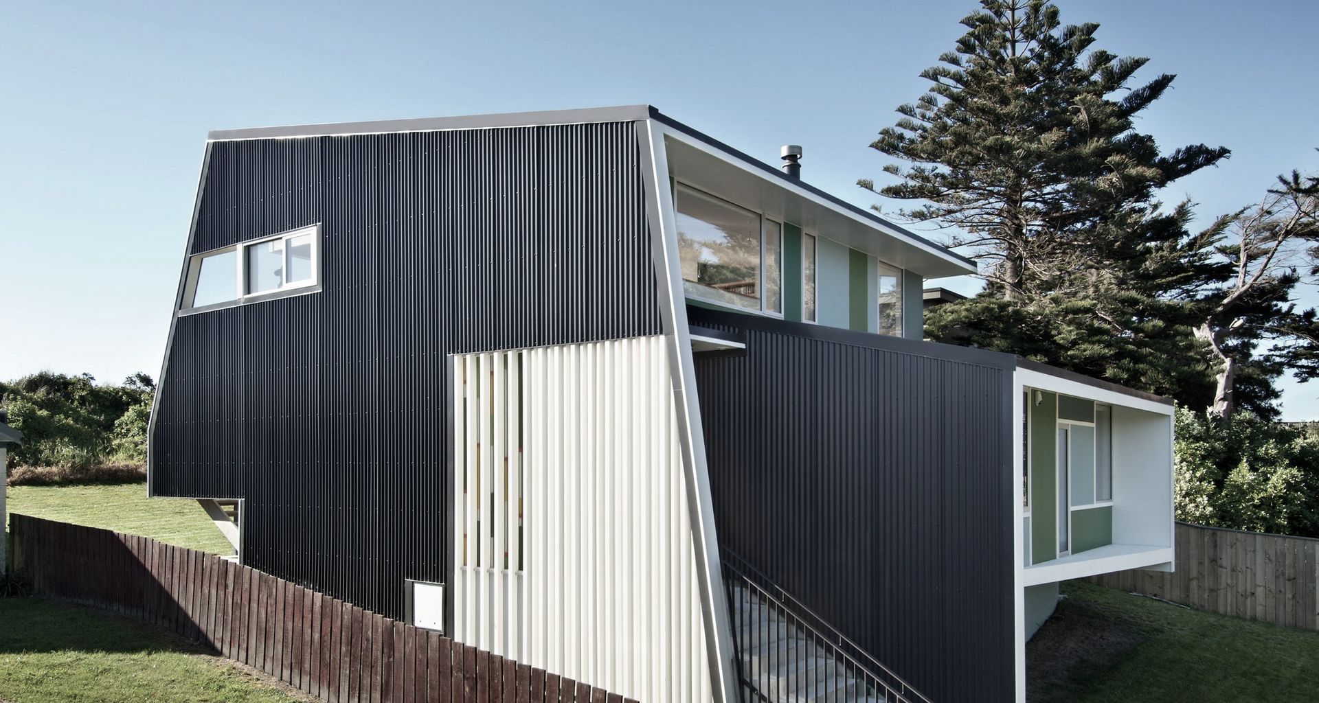 Tutere House banner