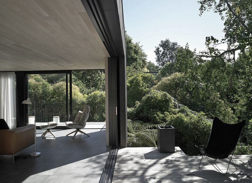 Waiatarua House