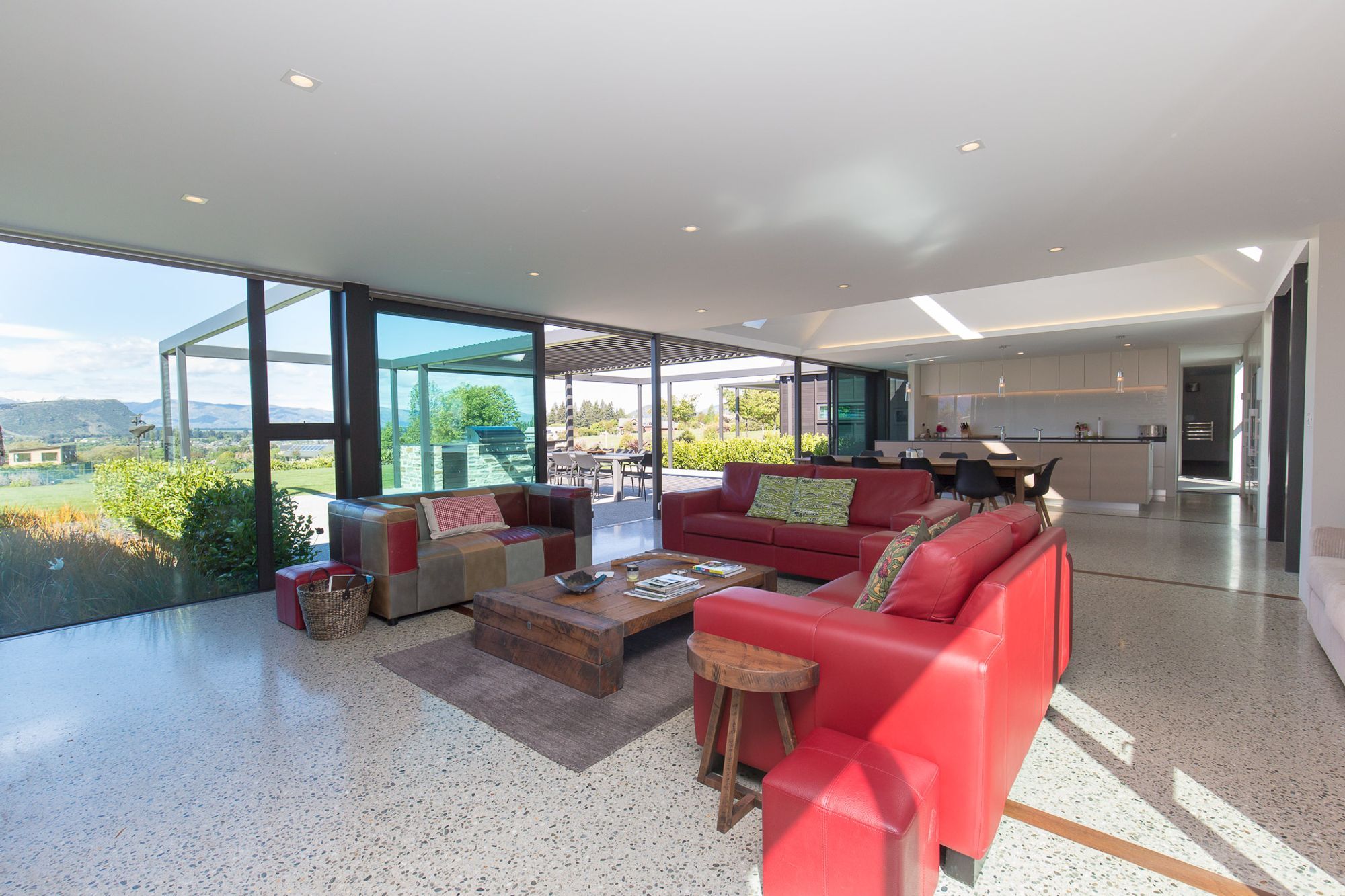 Far Horizon House