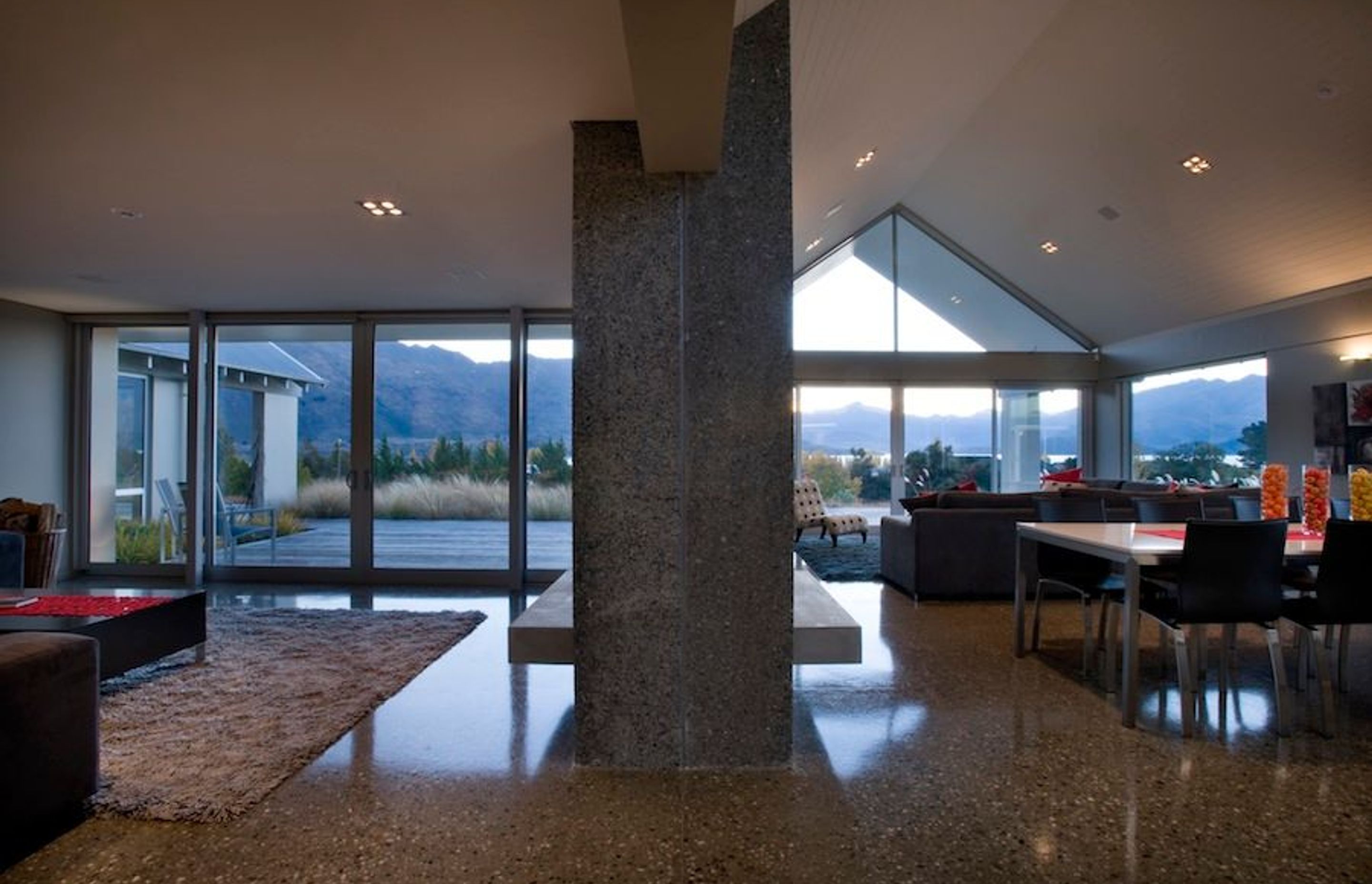 WANAKA HOUSE