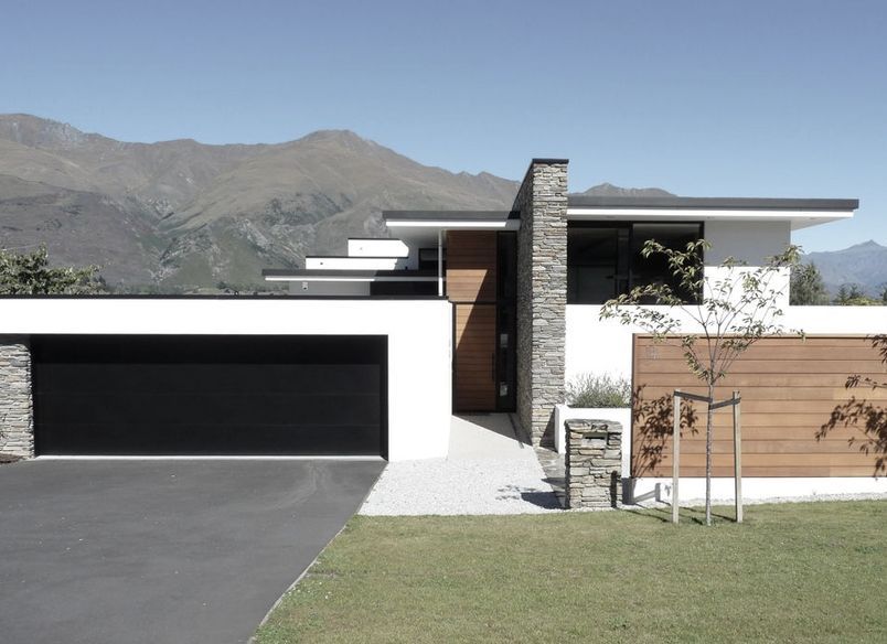 Lakeside House