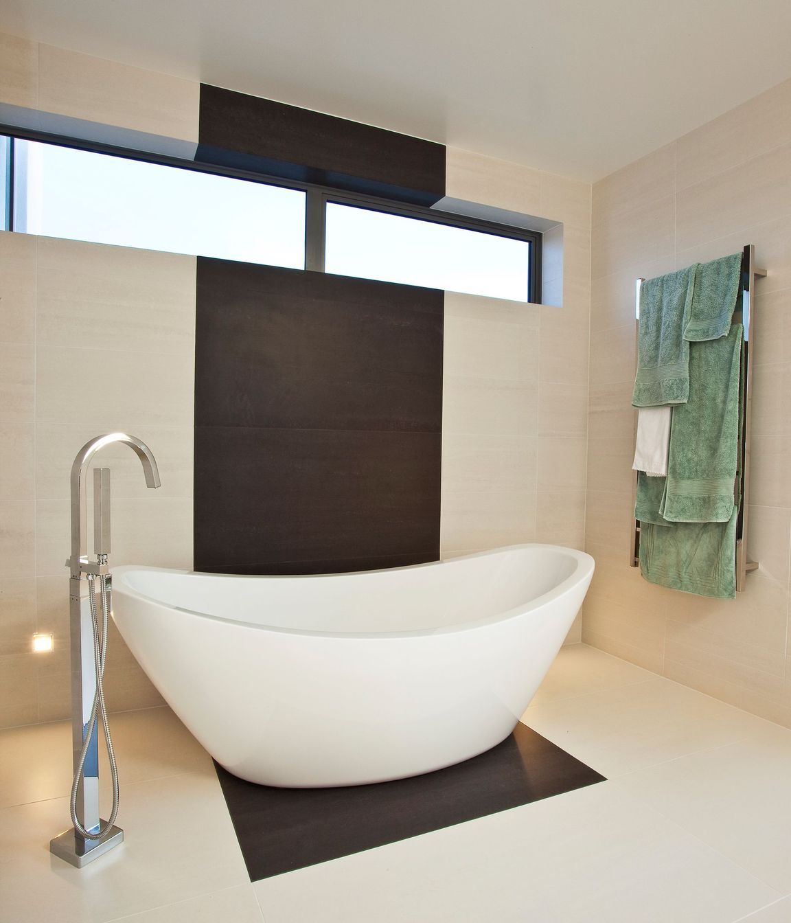 Woods Avenue Residence