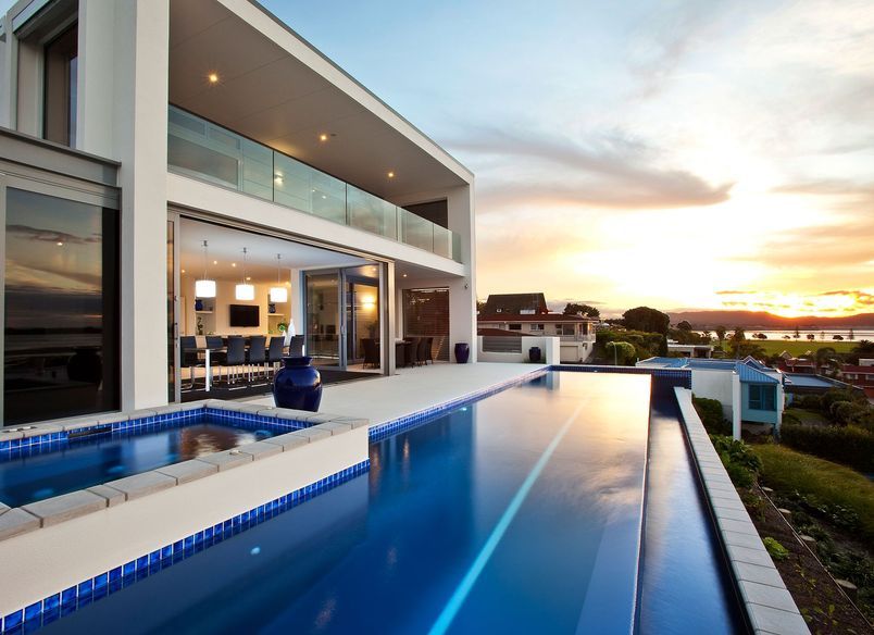 Woods Avenue Residence