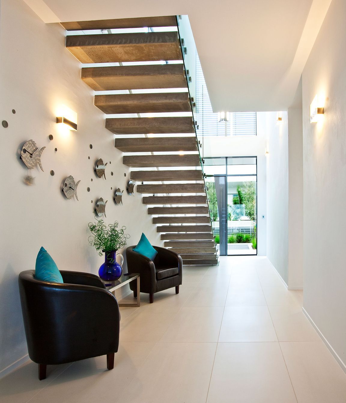Woods Avenue Residence