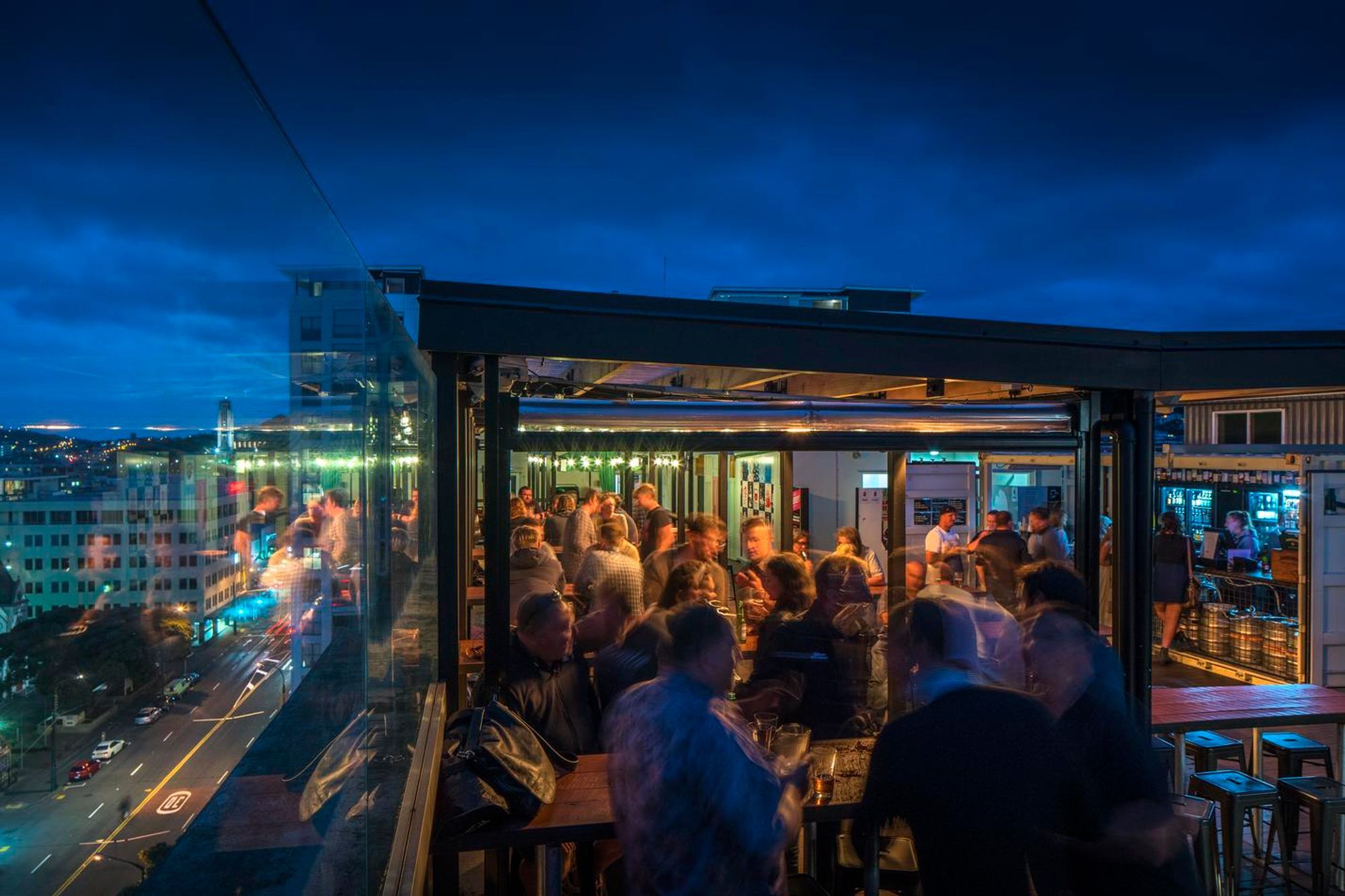 ROOFTOP BAR & EATERY