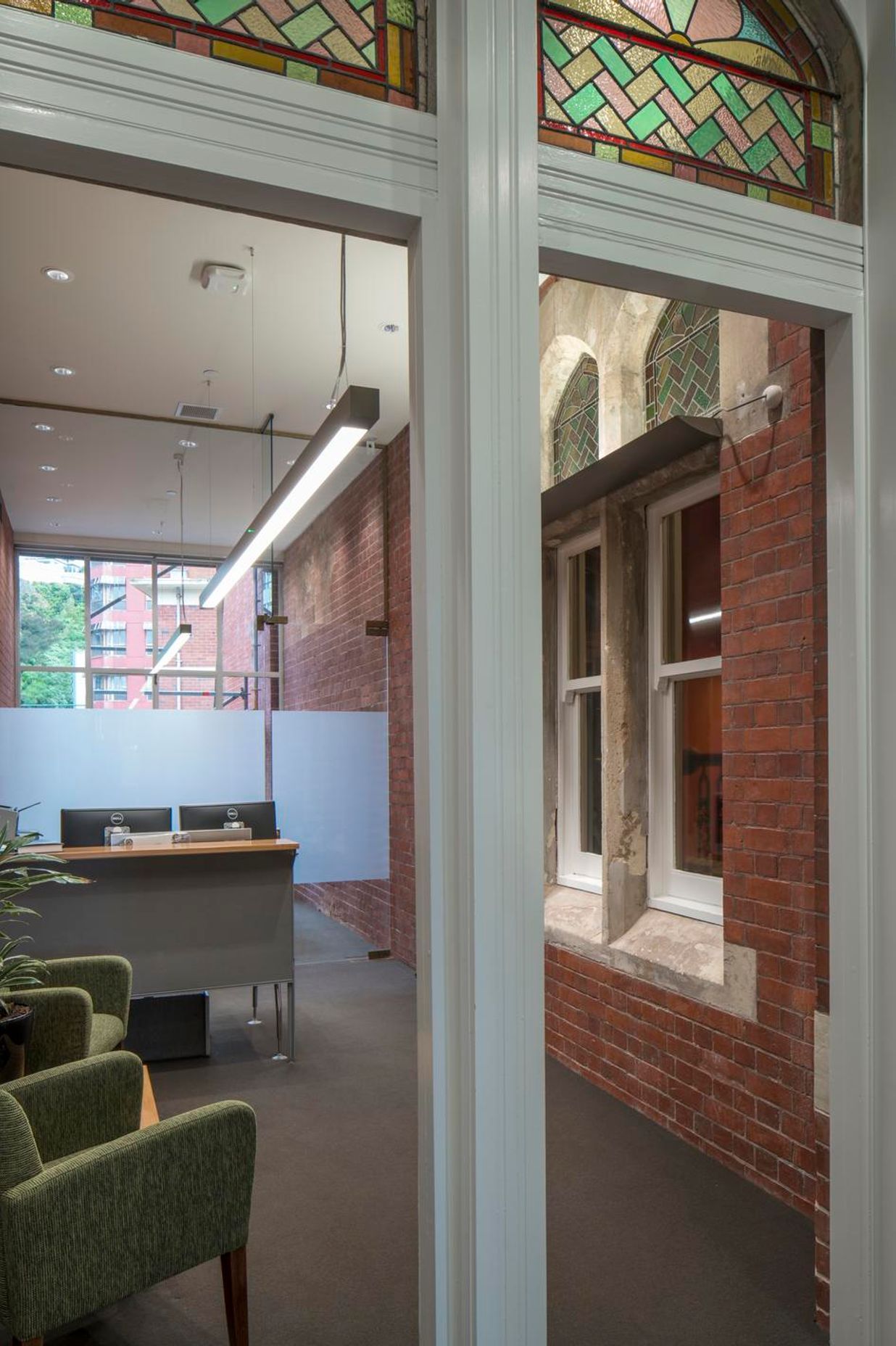 VUW EXECUTIVE OFFICES