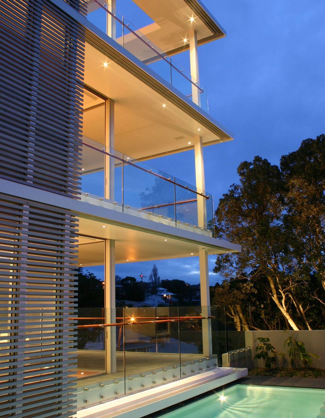Alberon Apartments