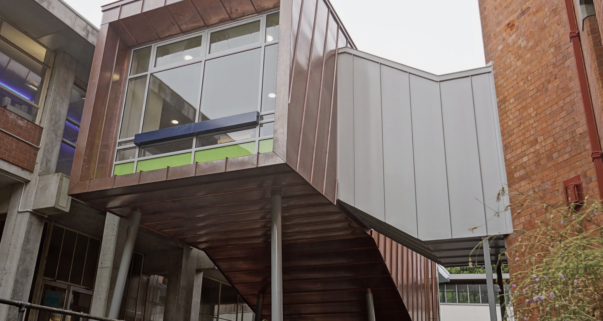 Auckland Girls Grammar - Smart Tray Standing Seam Cladding banner