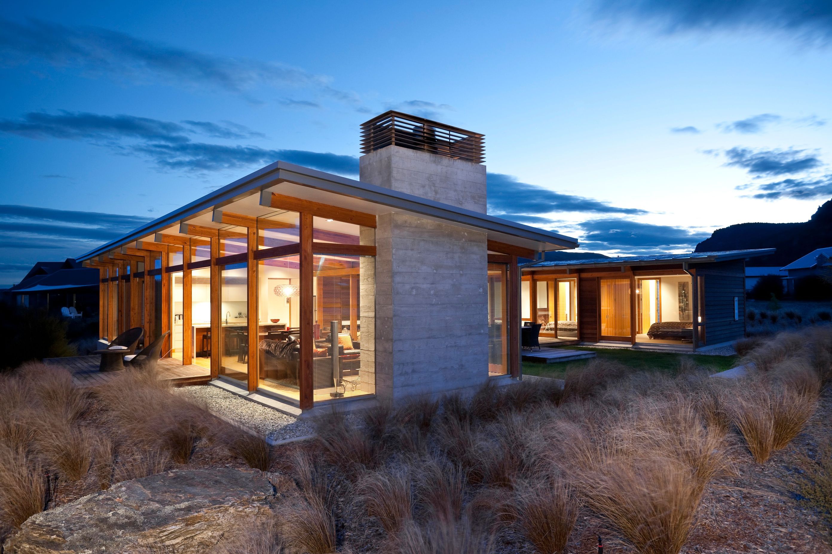 Clutha River House, Albert Town