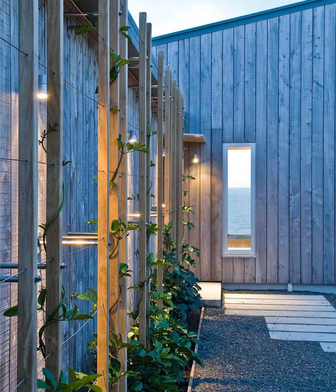 COASTAL HOUSE