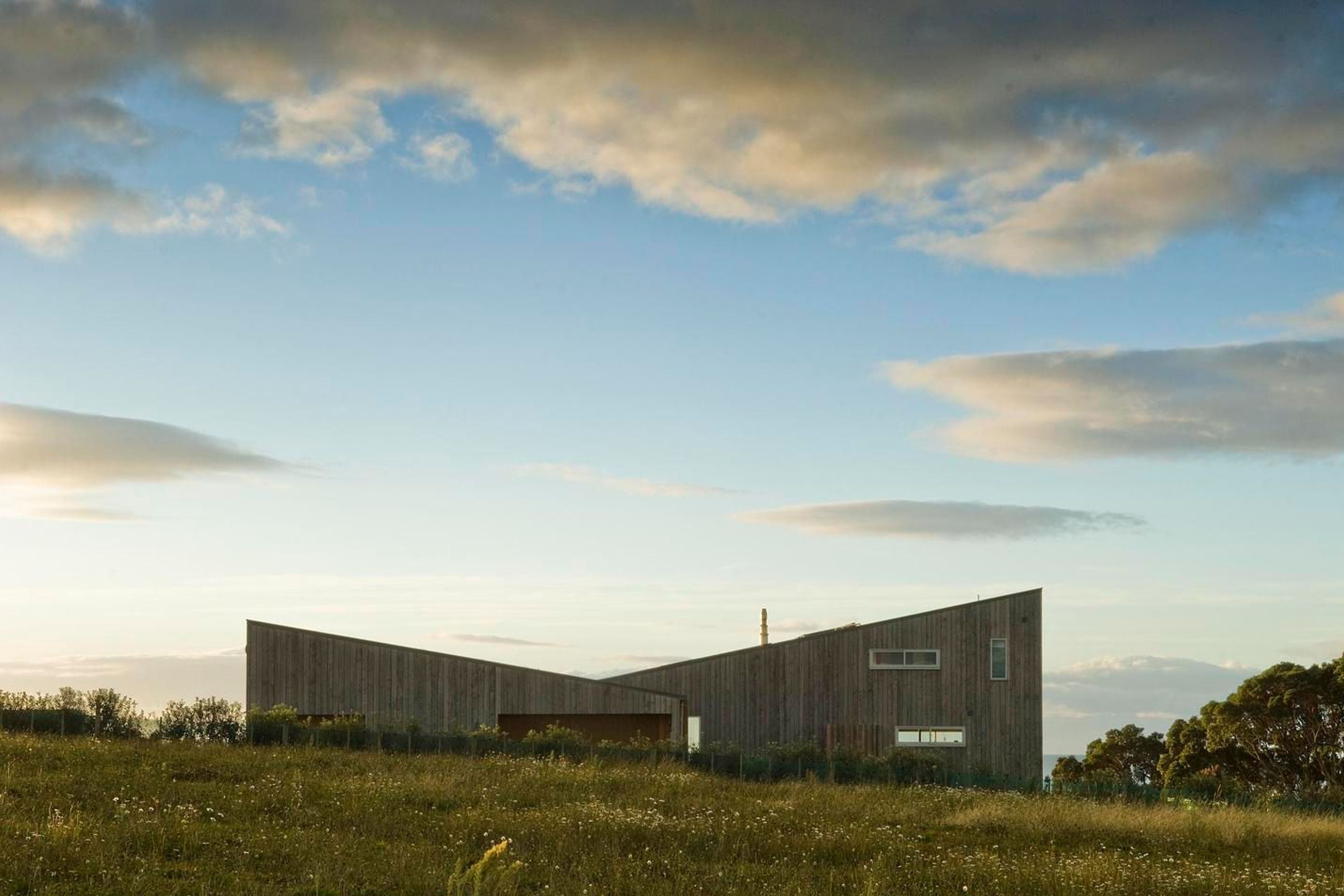 COASTAL HOUSE