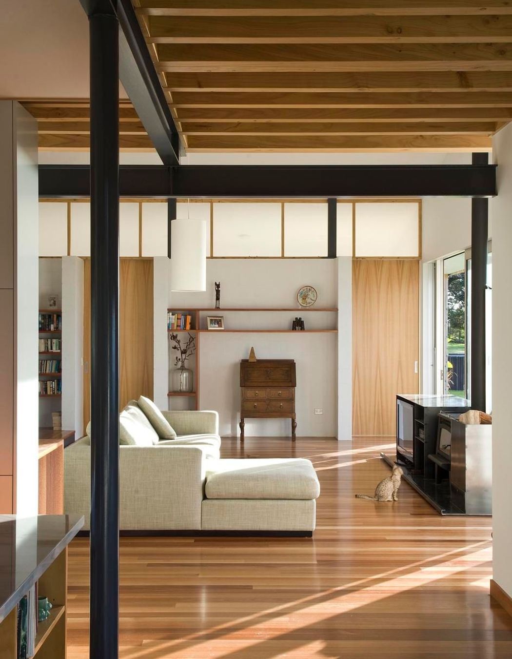 COASTAL HOUSE