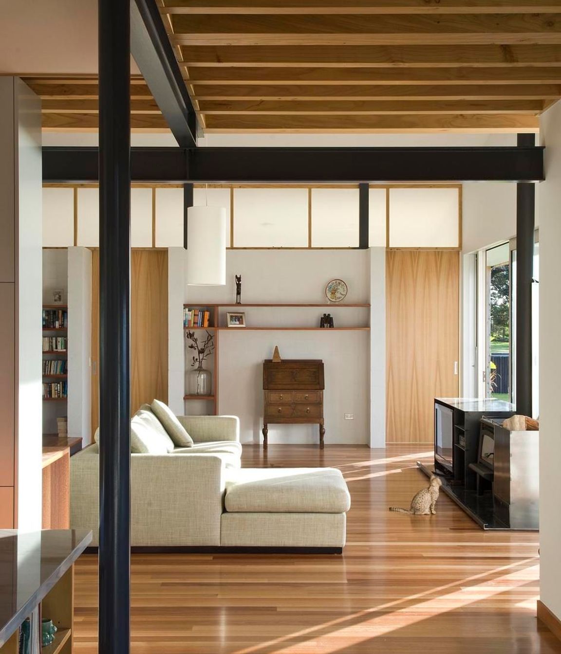 COASTAL HOUSE