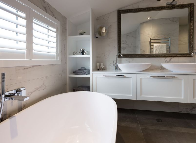 Contemporary yet Traditional