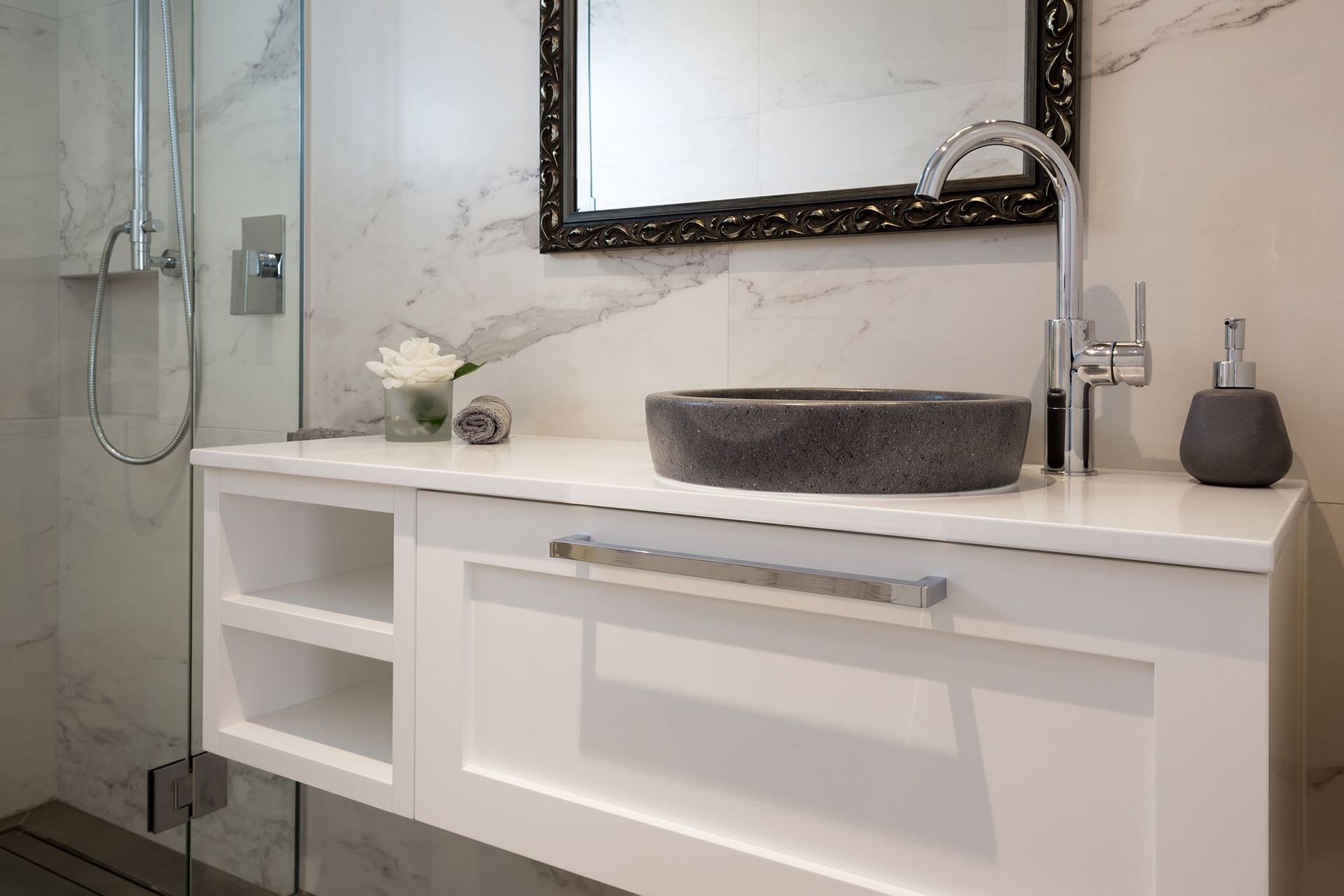 Contemporary yet Traditional