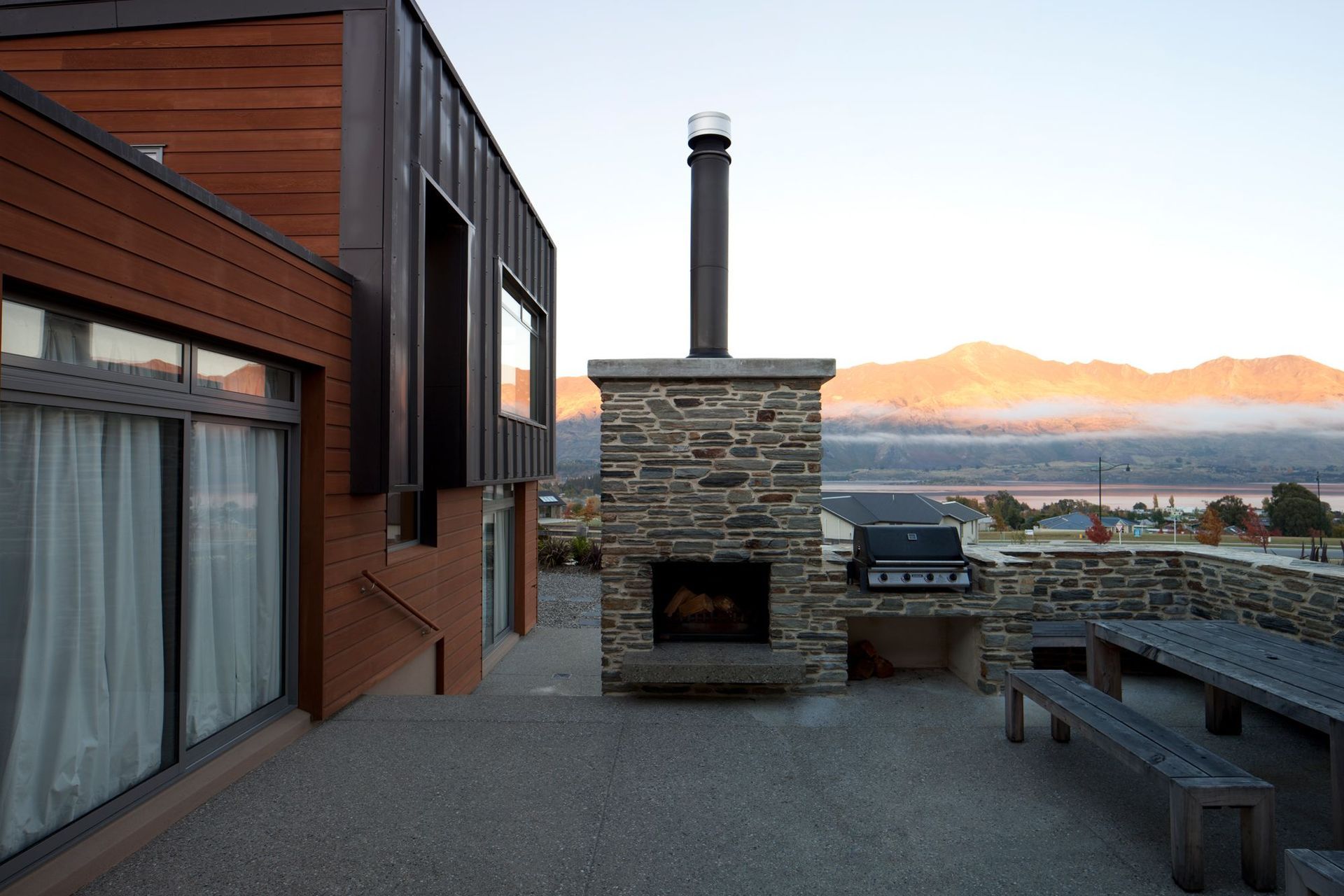 Peninsula Bay Residence