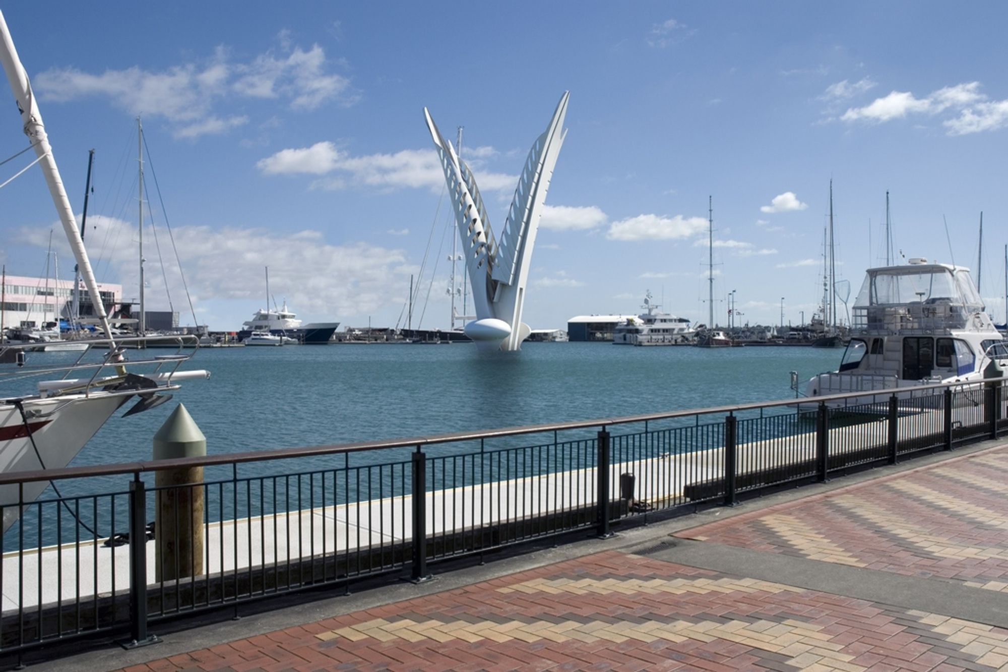 Te Wero Bridge