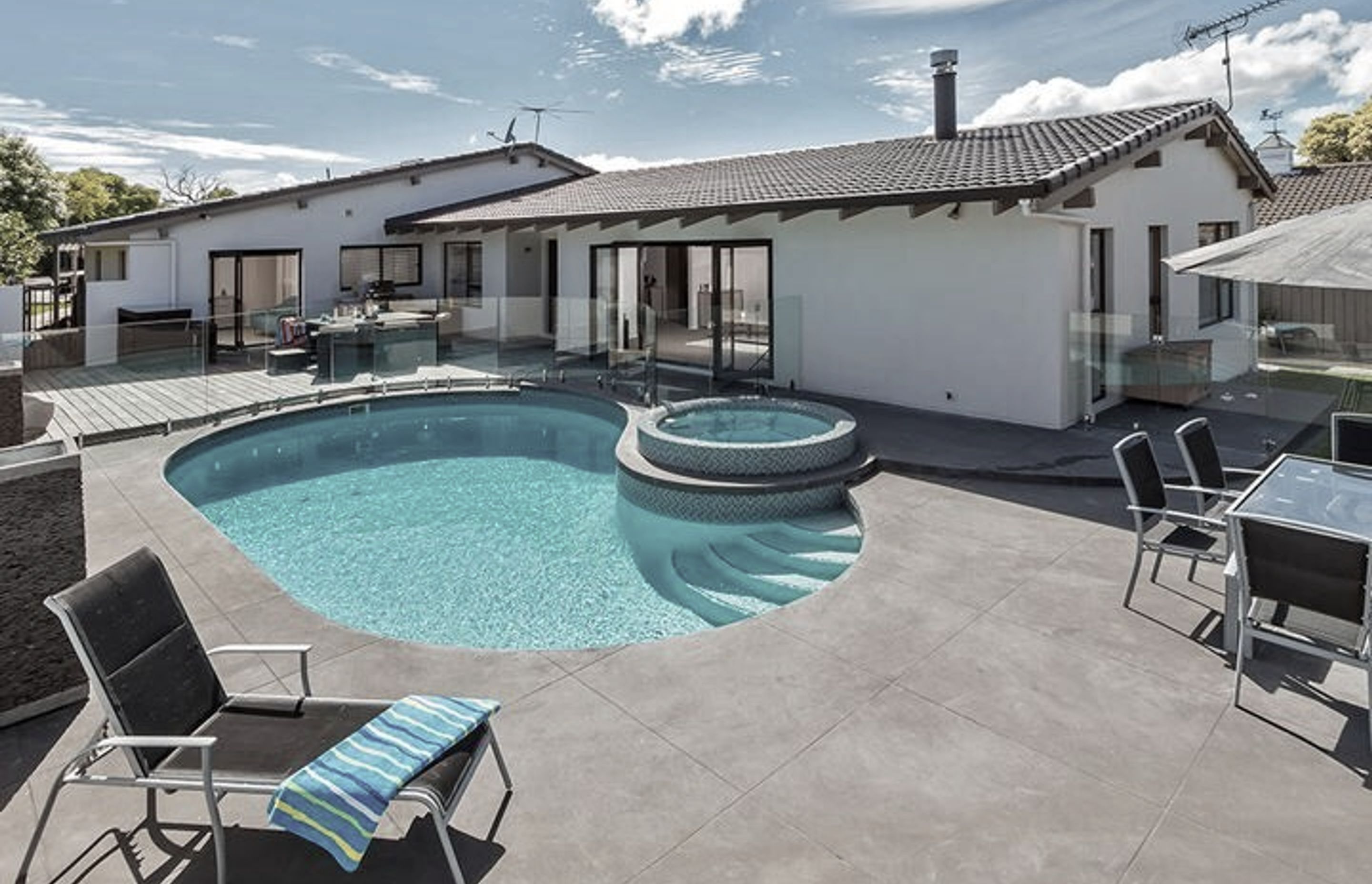 Half Moon Bay Pool & Spa Revamp