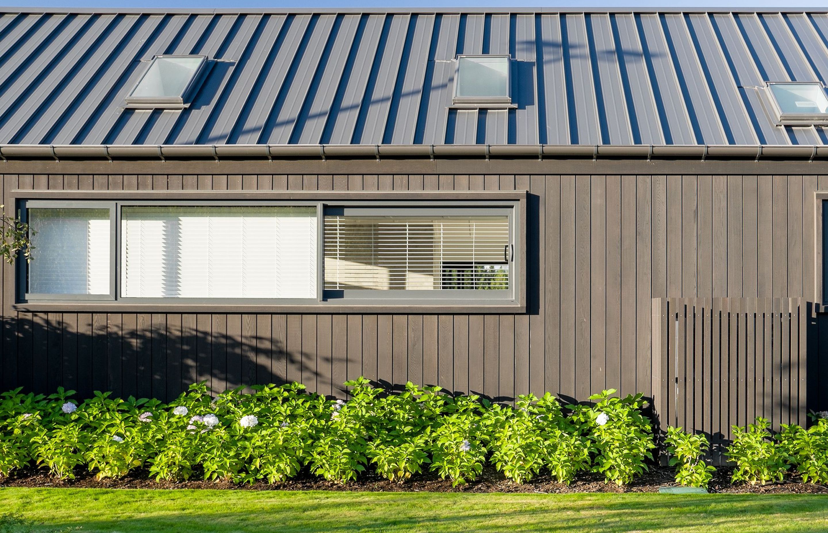 Hawea Pool Cabana