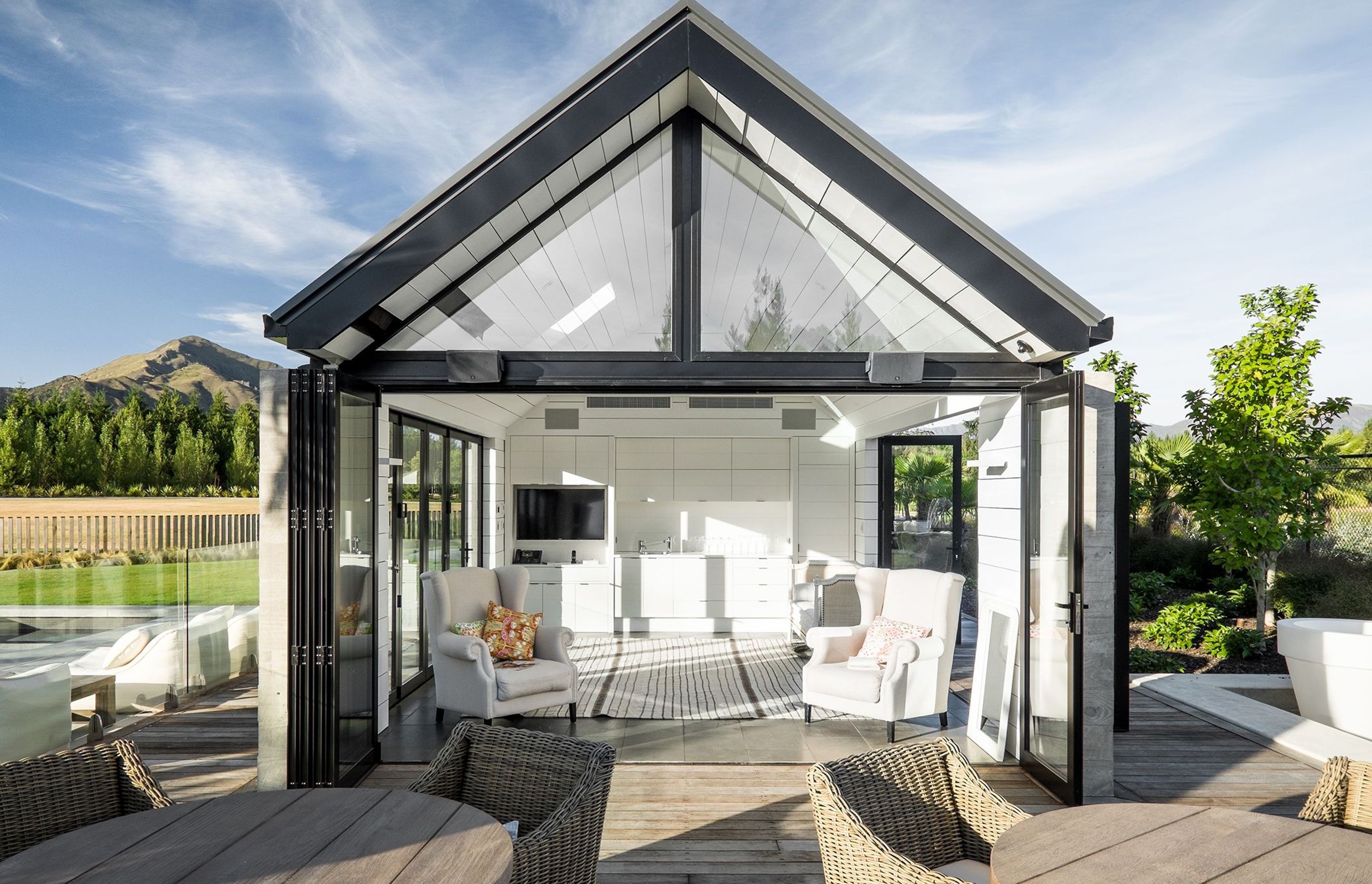 Hawea Pool Cabana