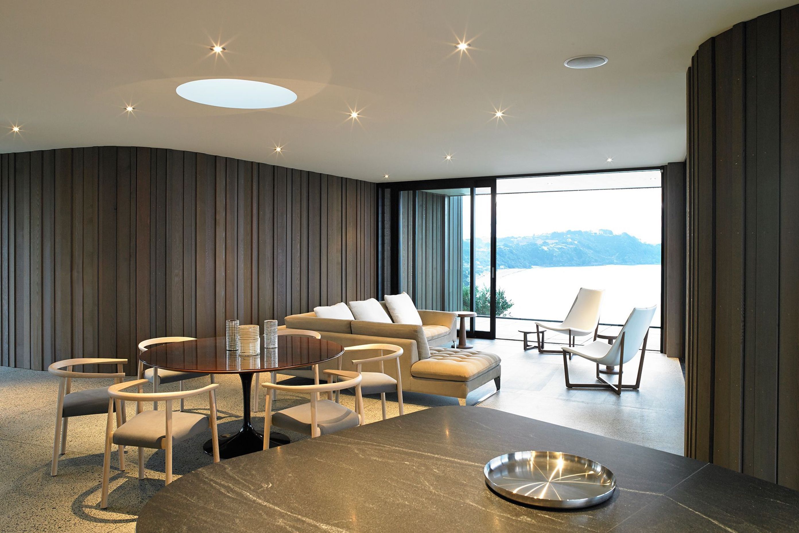 Headland House Onetangi Beach